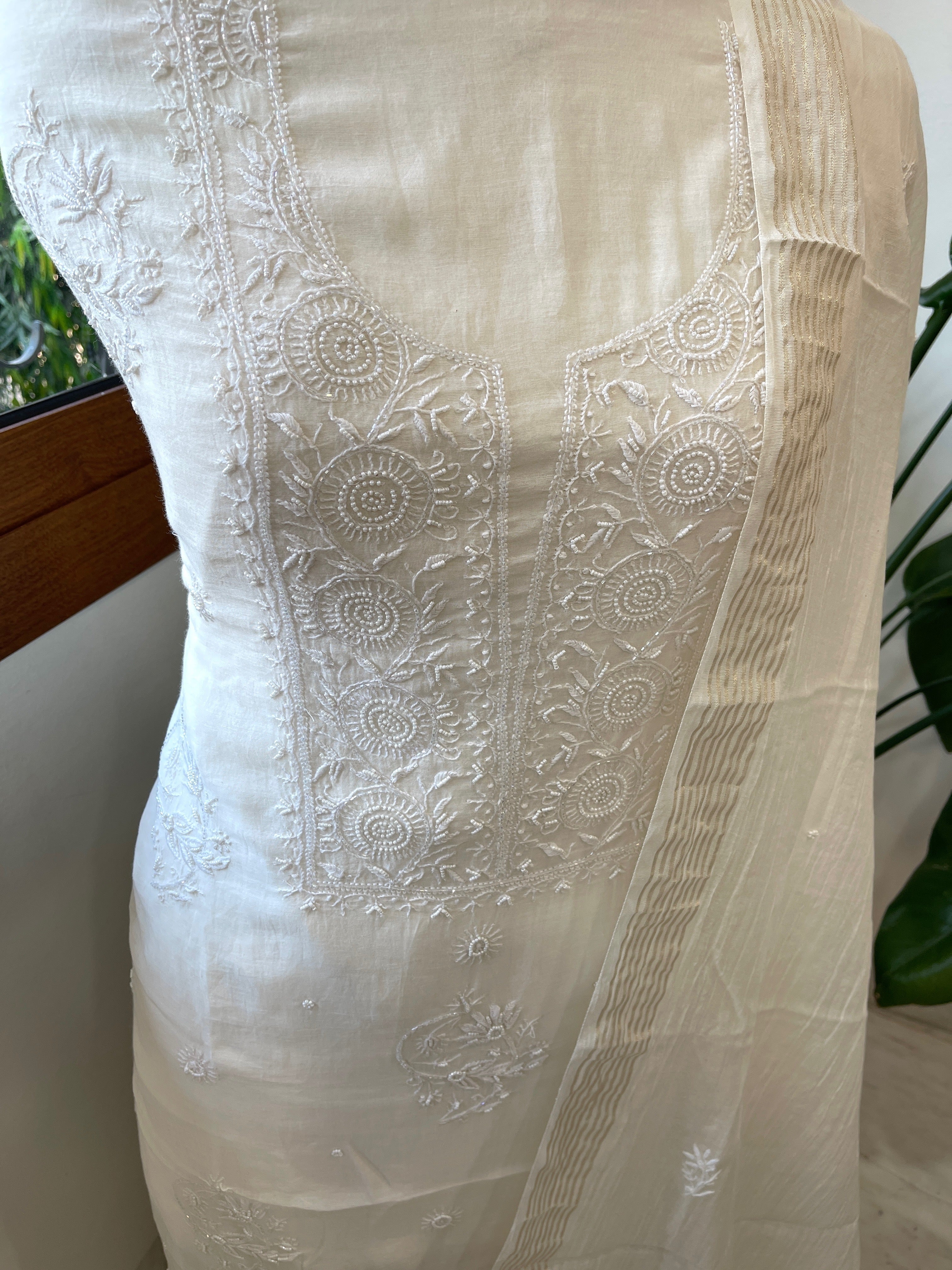 Off White Suit Set with Lucknowi Handwork in Pure Mul Chanderi - Masakalee