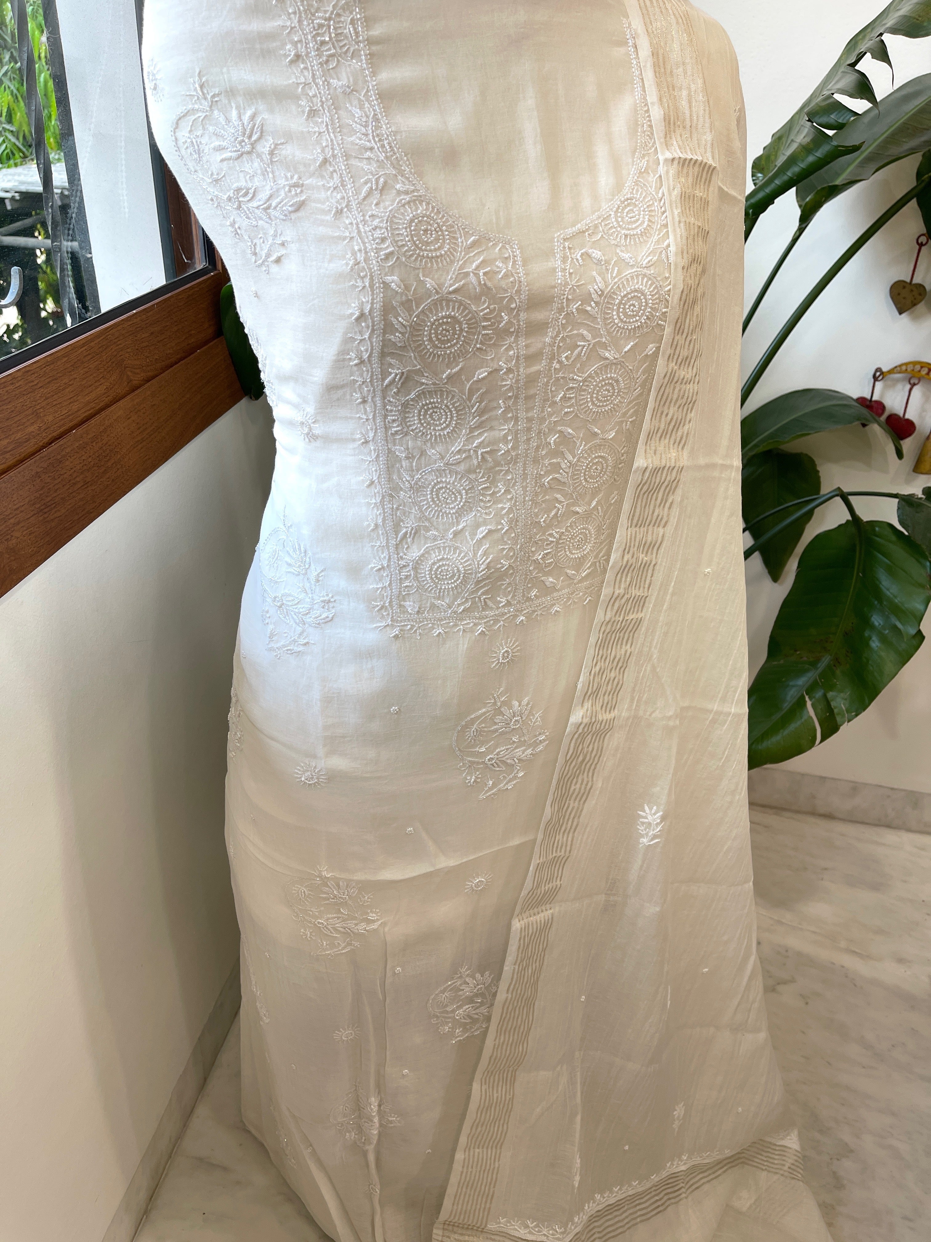 Off White Suit Set with Lucknowi Handwork in Pure Mul Chanderi - Masakalee