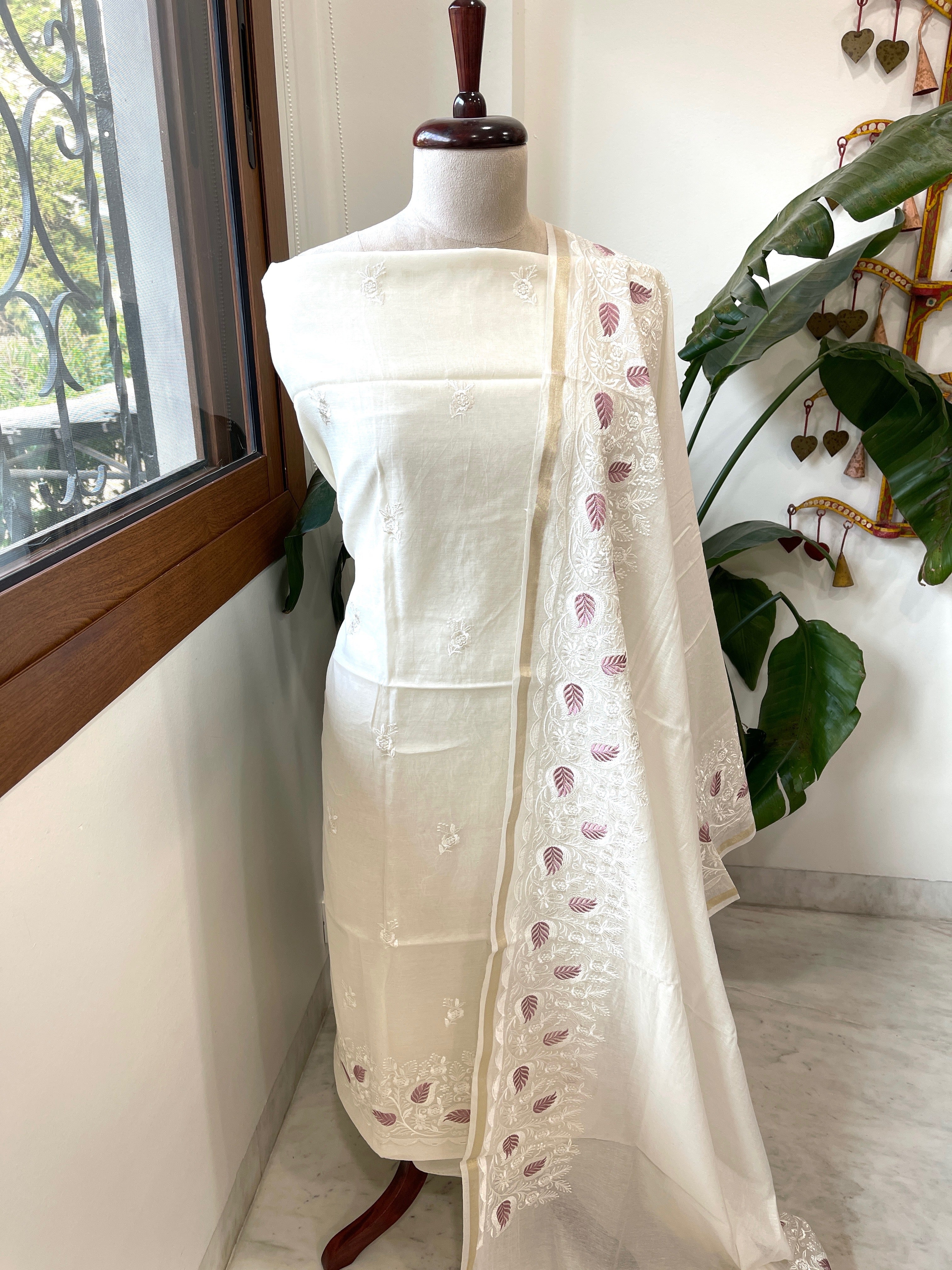 Off - White Suit Set with Thread Embroidery in Mul Chanderi - Masakalee