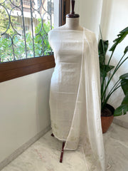 Off White Tissue Applique Suit Set in Mul Chanderi - Masakalee