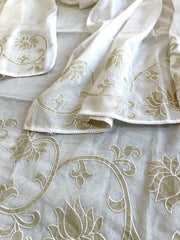 Off White Tissue Applique Suit Set in Mul Chanderi - Masakalee