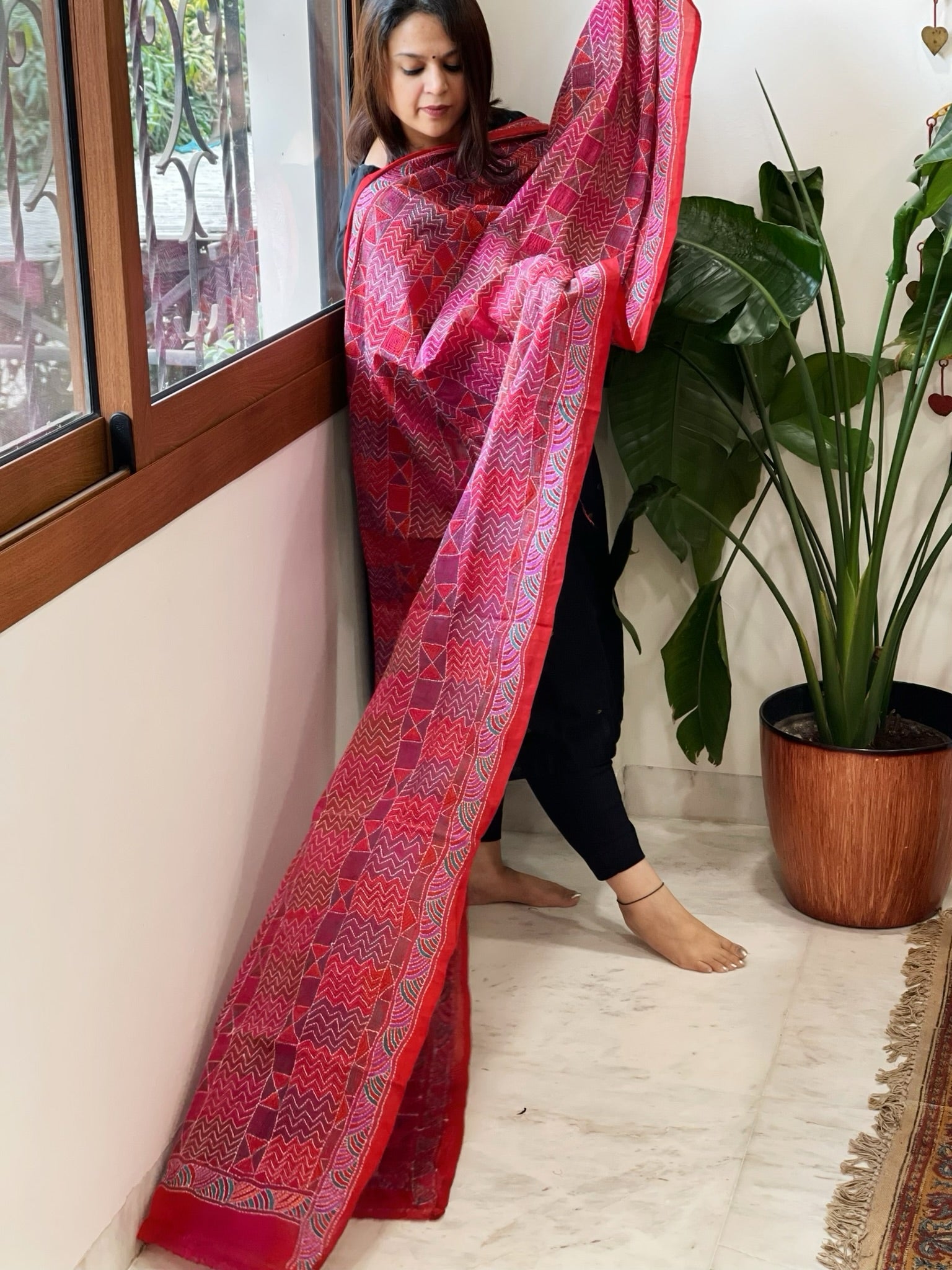 Orange Pink Handmade Kantha Dupatta in Silk - Masakalee
