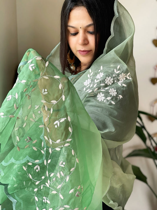 Organza dupatta with Tissue Applique and Sequin Handwork - Masakalee