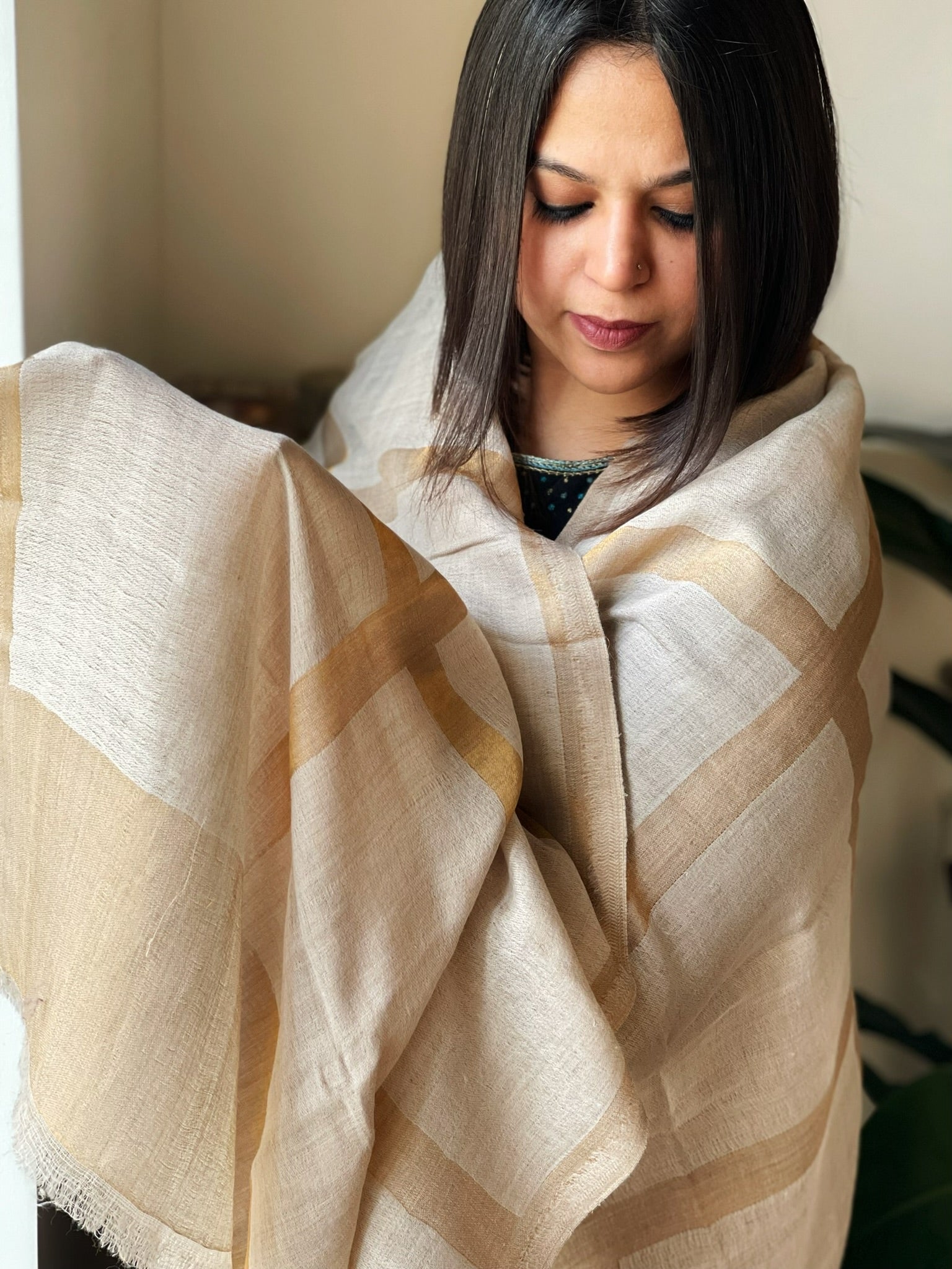 Pashmina Stole with Zari - Masakalee