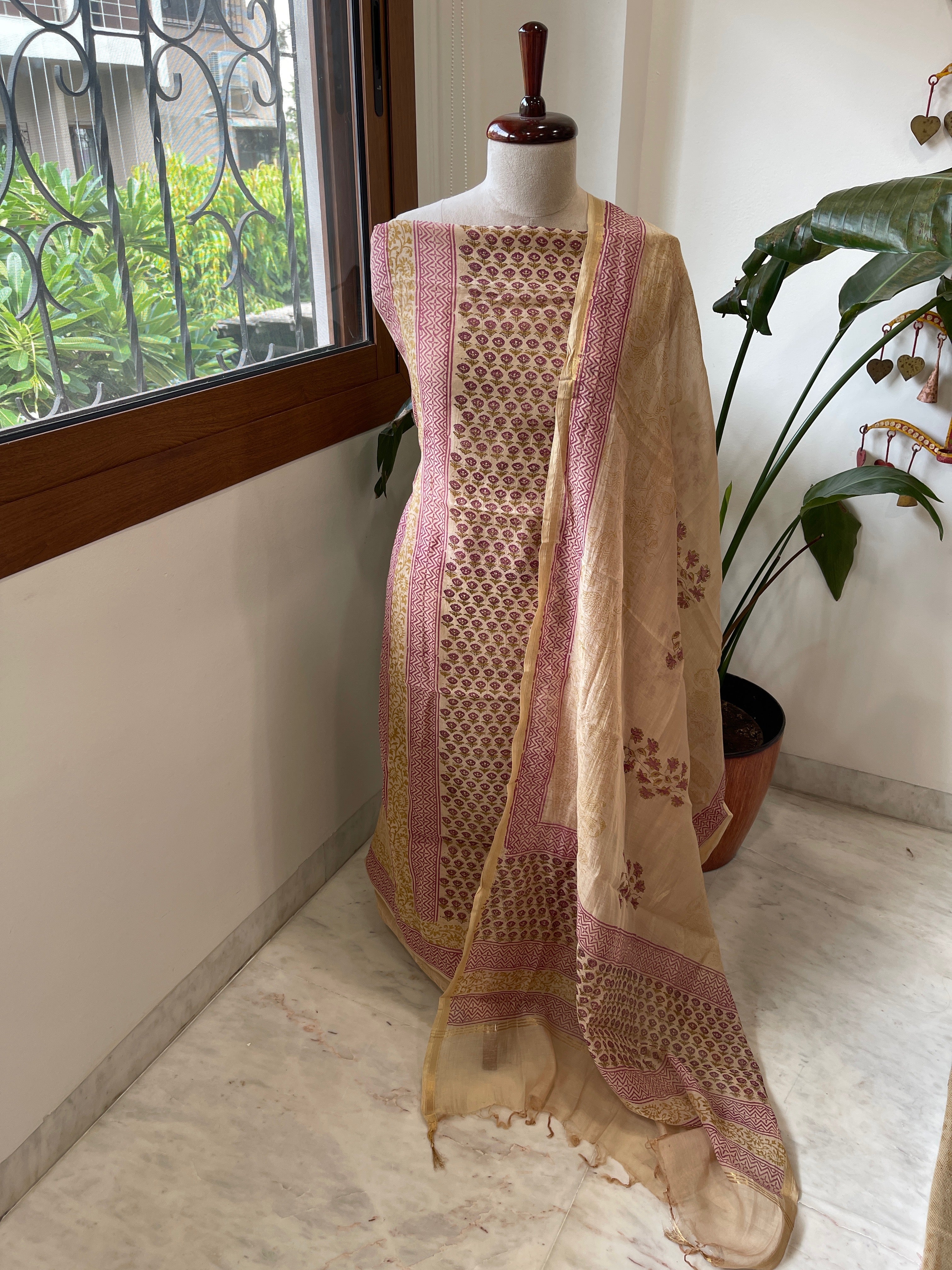 Peach Handblock Printed Suit Set in Mul Cotton - Masakalee