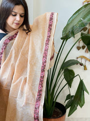 Peach Kota Cotton Dupatta with Kantha Hand Embroidery - Masakalee