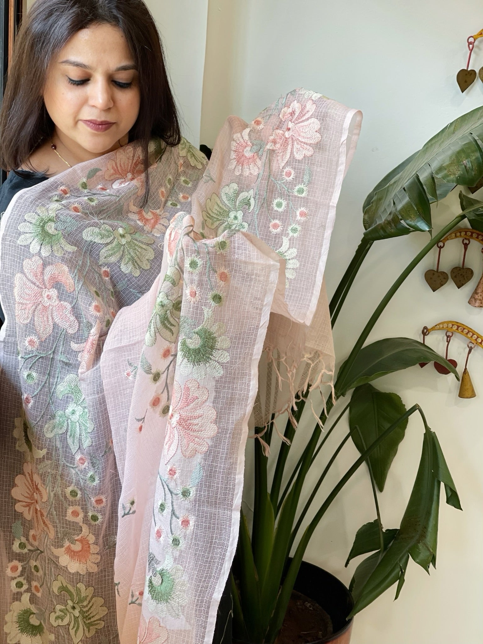 Peach Kota Cotton Dupatta with Thread Embroidery - Masakalee