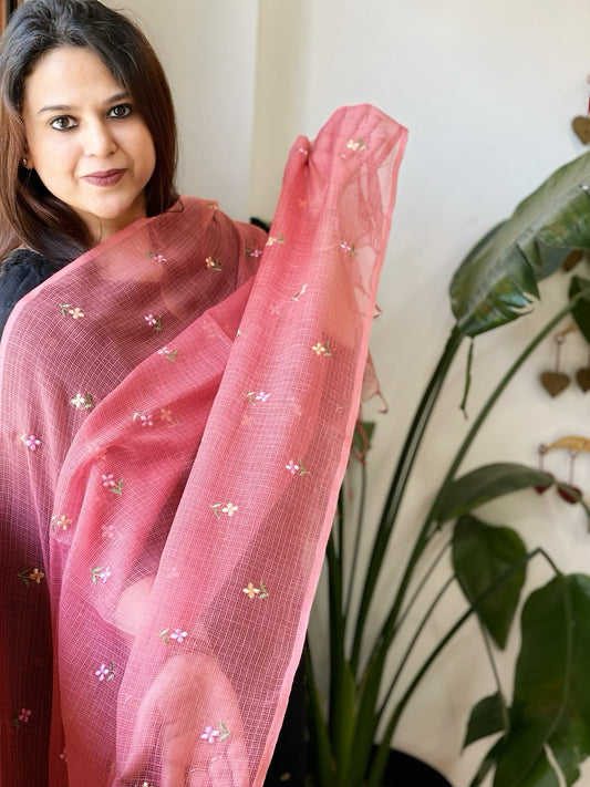 Peach Kota Cotton Dupatta with Thread Embroidery - Masakalee
