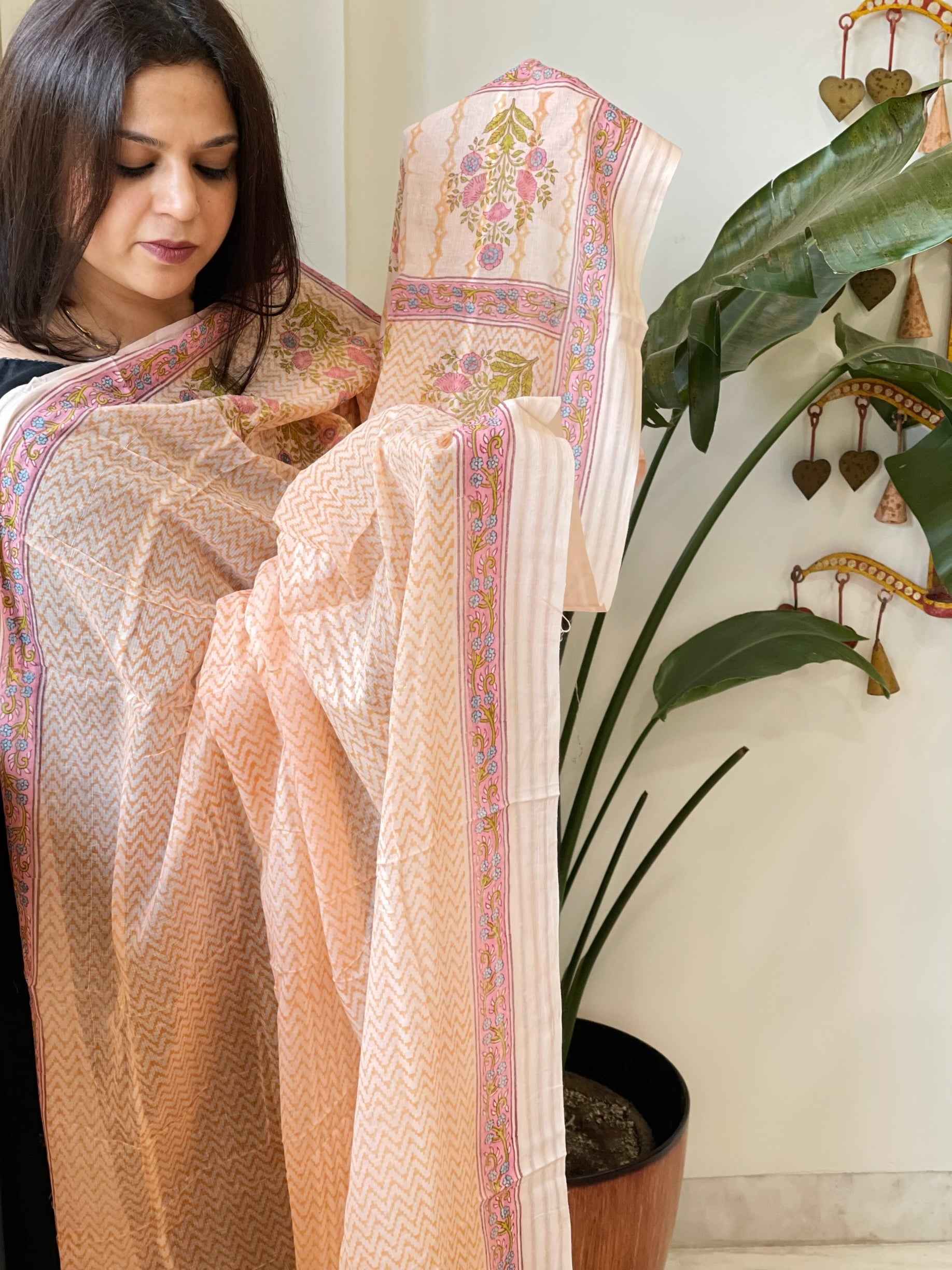 Peach Mul Cotton Handblock Printed Dupatta - Masakalee
