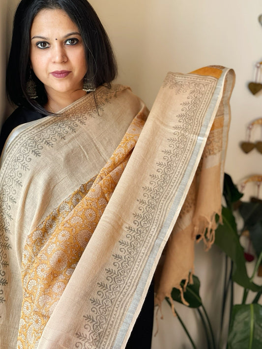 Peach Pure Linen Handblock Printed Dupatta - Masakalee