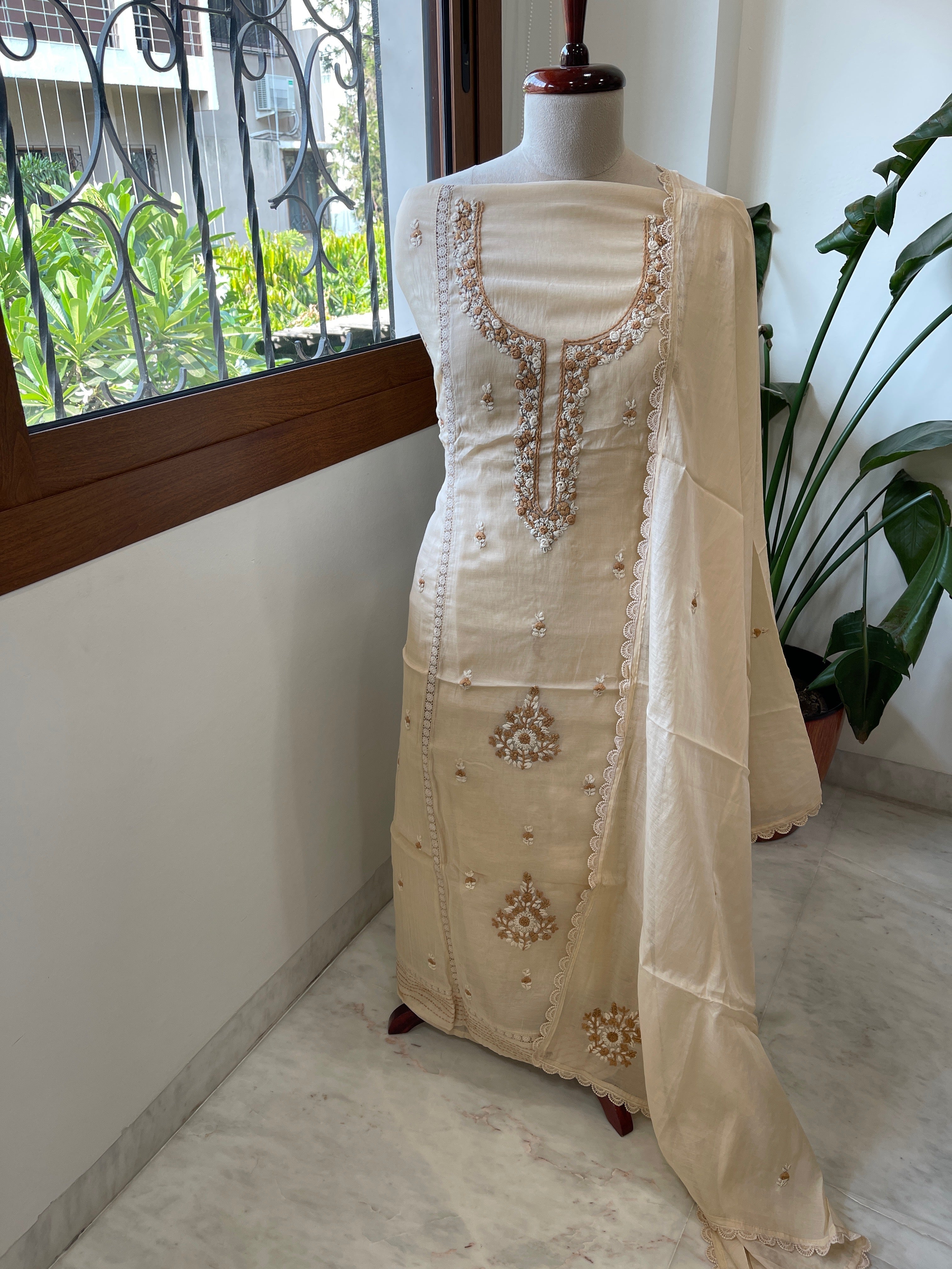 Peachish Beige Suit Set with Sequin ad Knot handwork in Mul Chanderi - Masakalee