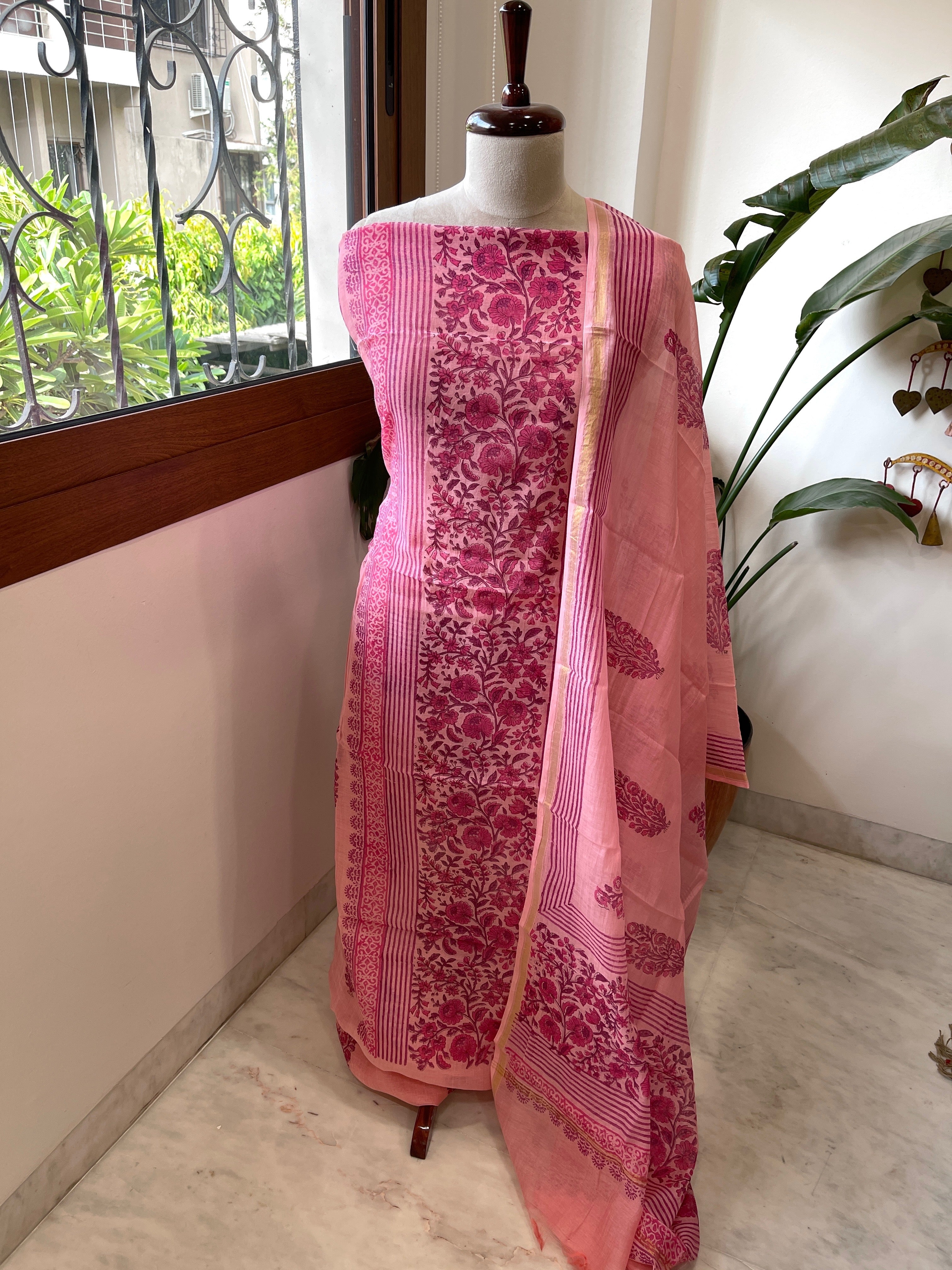 Peachish Pink Handblock Printed Suit Set in Mul Cotton - Masakalee