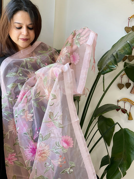 Peachish Pink Organza Dupatta with thread embroidery - Masakalee