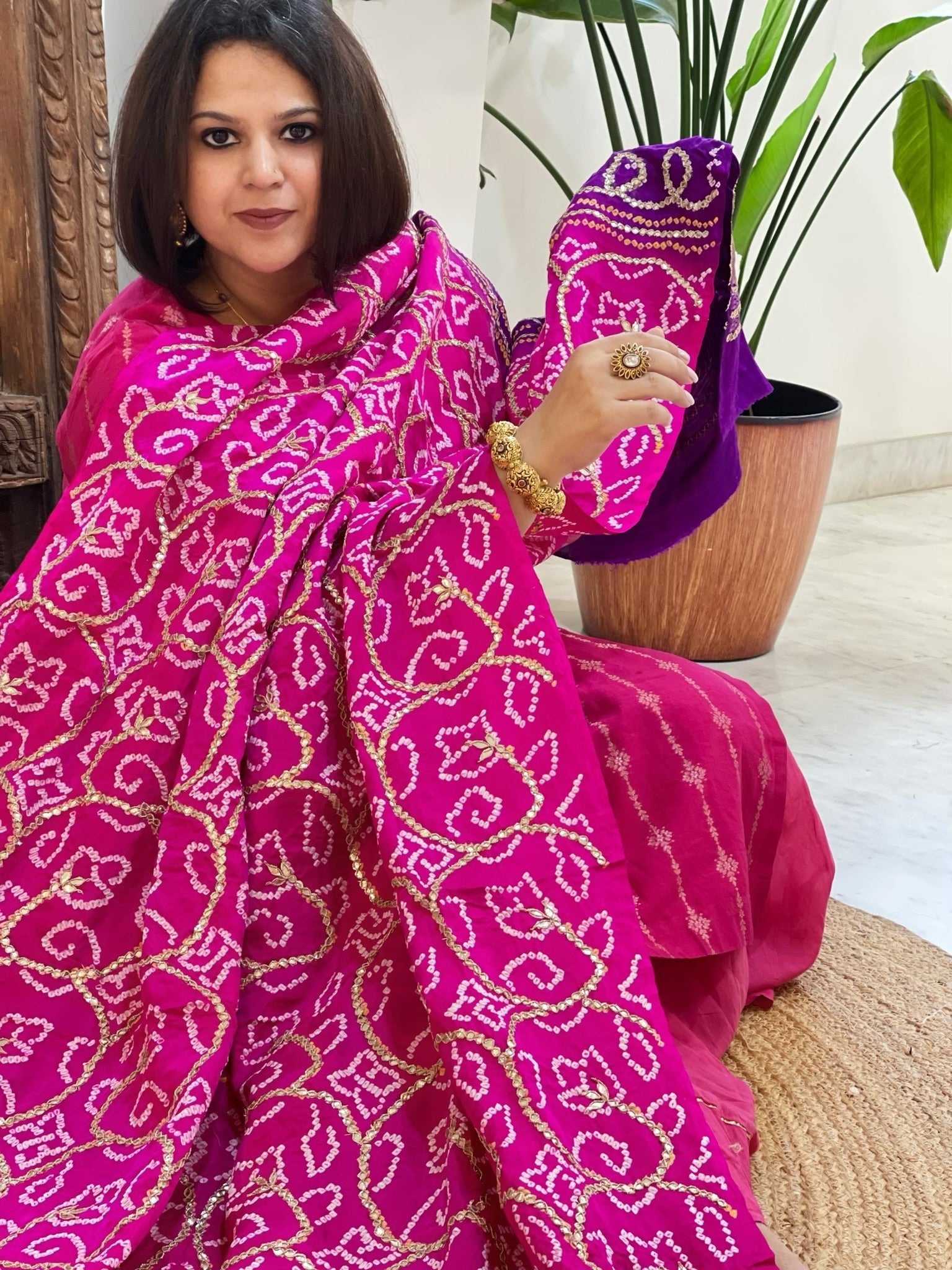 Pink Bandhani Dupatta with Gotapatti Handwork in Pure Silk - Masakalee