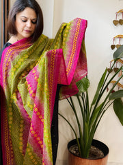 Pink, Green Handmade Kantha Dupatta in Silk - Masakalee