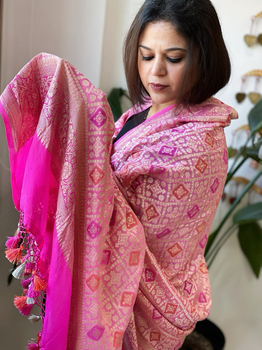 Pink Handwoven Banarasi Rangkhat Dupatta in Pure Georgette - Masakalee