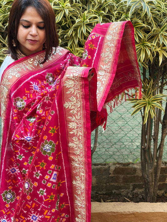 Pink Handwoven Ikat Patola with Gotapatti & Pearl Handwork dupatta in Pure Silk - Masakalee