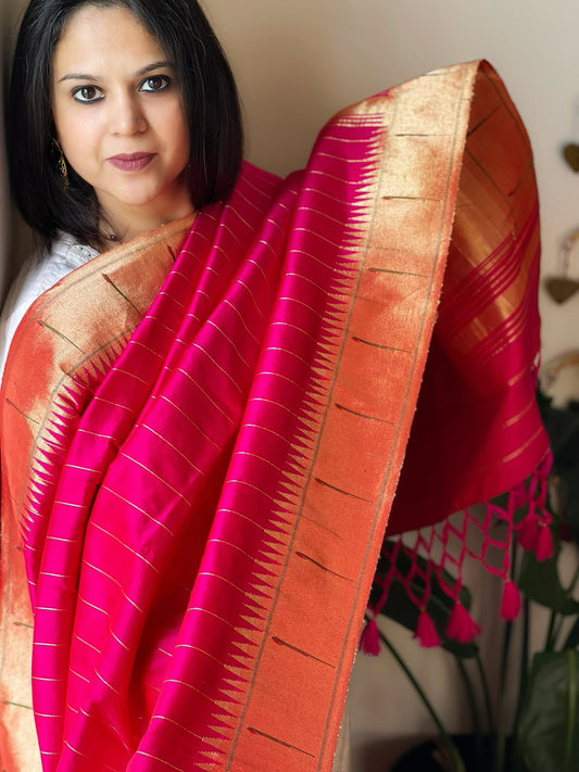 Pink Handwoven Paithani Dupatta in Pure Silk - Masakalee