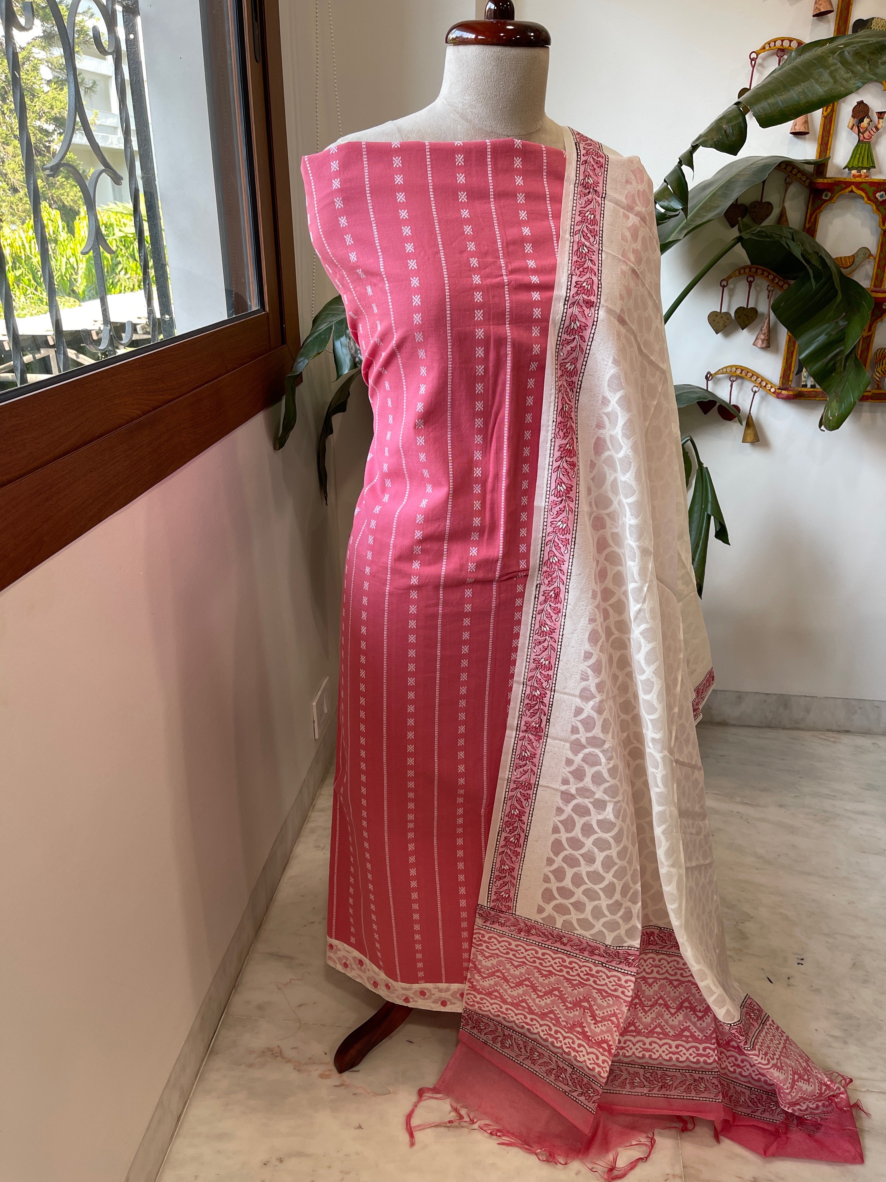 Pink Handwoven Suit Sets in Pure Cotton - Masakalee