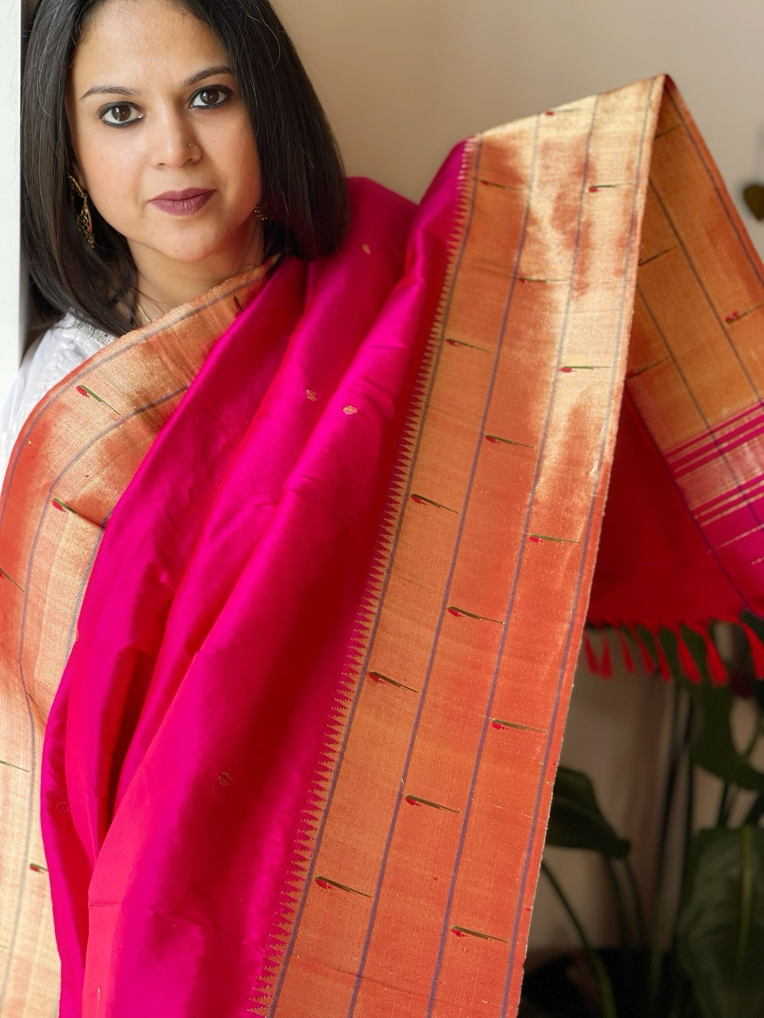 Pink Handwoven Triple Zari Border Paithani Dupatta in Pure Silk - Masakalee