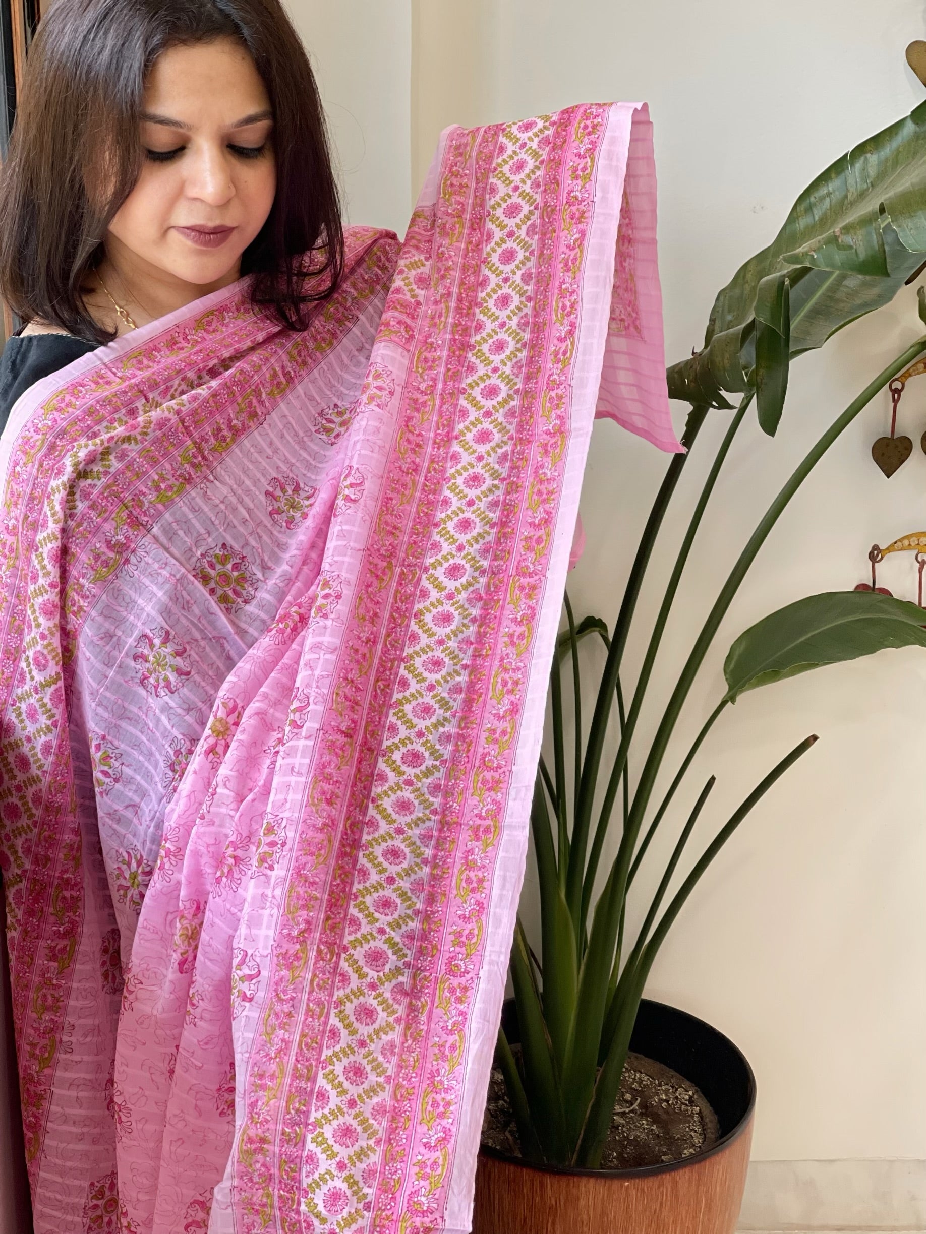 Pink Mul Cotton Handblock Printed Dupatta - Masakalee