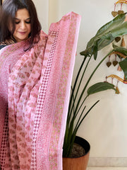 Pink Mul Cotton Handblock Printed Dupatta - Masakalee
