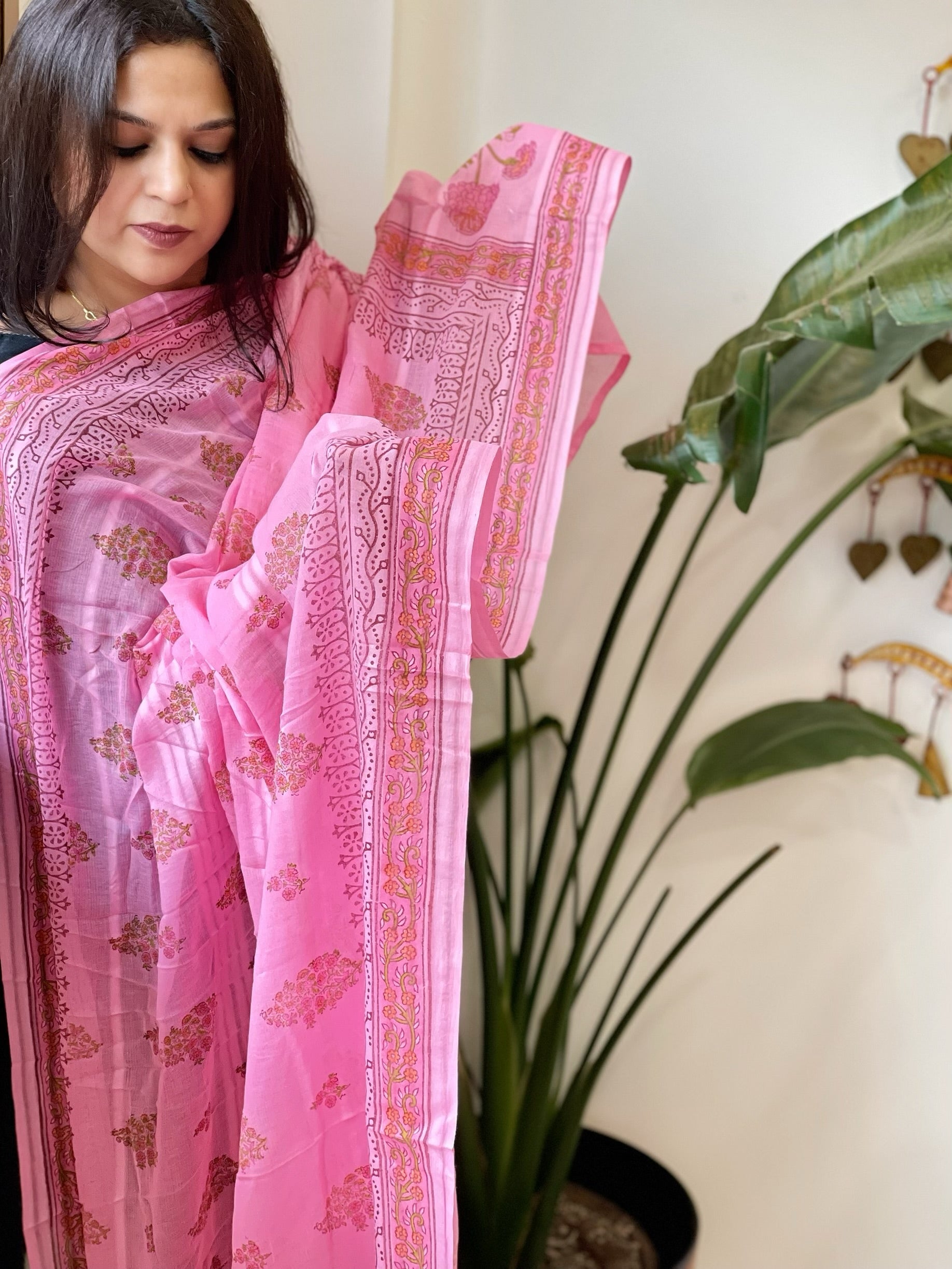 Pink Mul Cotton Handblock Printed Dupatta - Masakalee