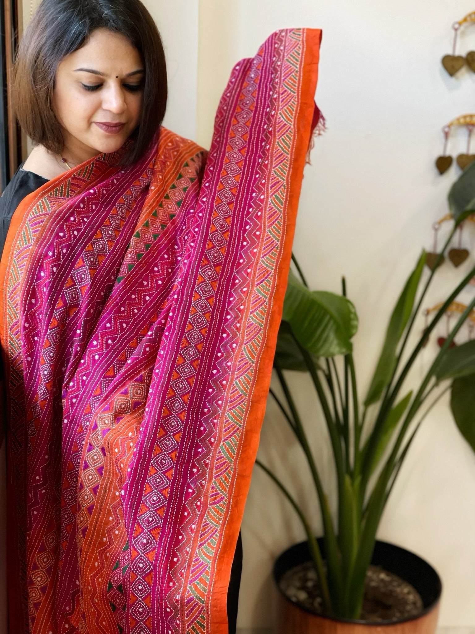 Pink, Orange Handmade Kantha Dupatta in Silk - Masakalee