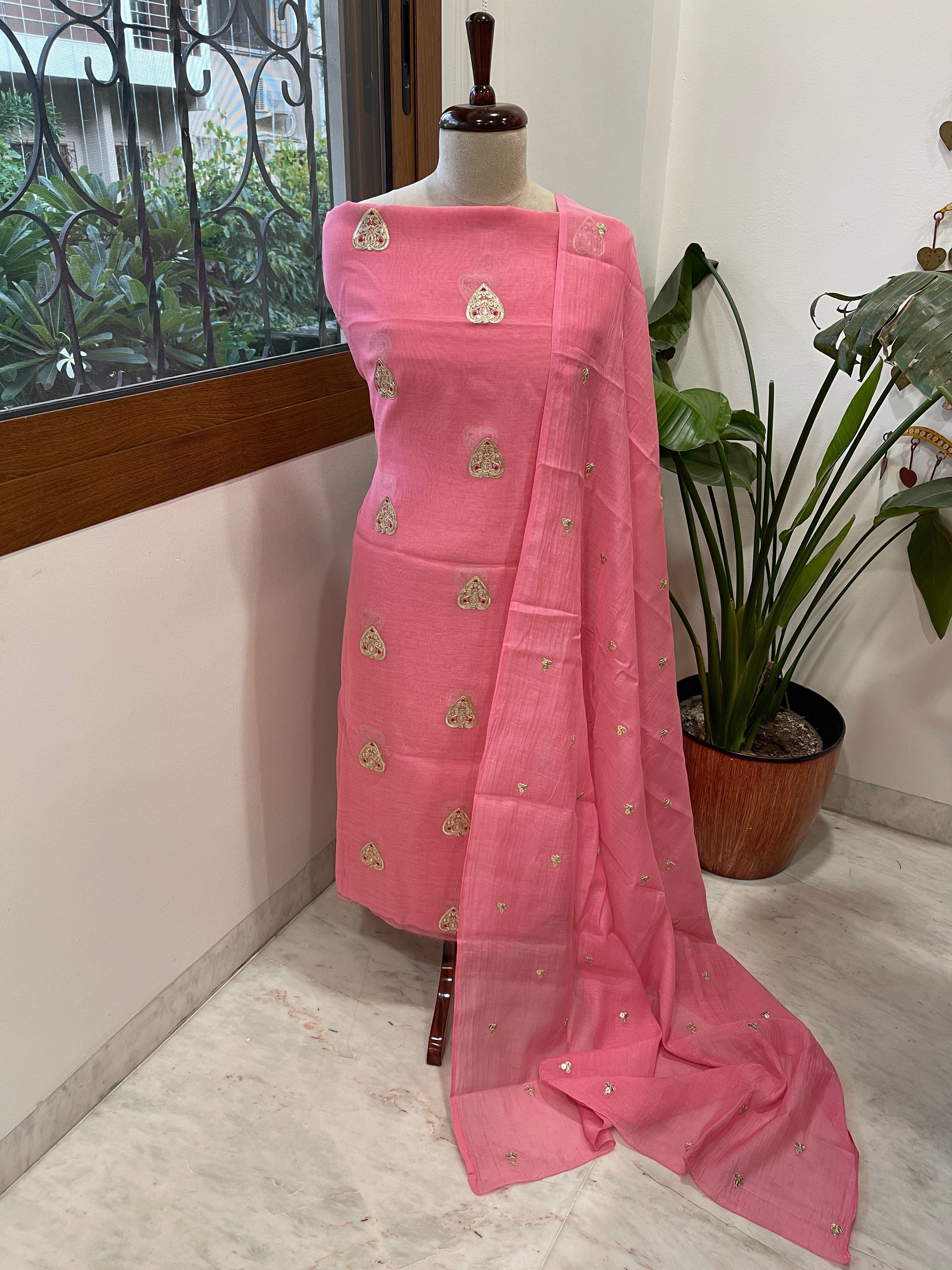 Pink Suit Set with Gold Thread & Sequin Work in Pure Mul - Masakalee