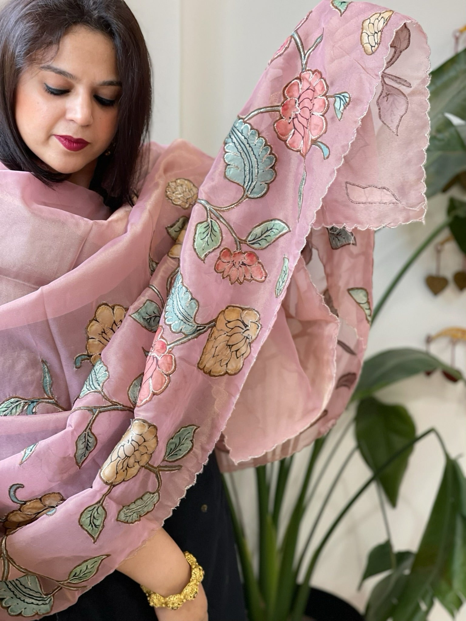 Pink Tissue Organza Dupatta with Handpainted Applique Work - Masakalee