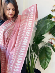 Pink, White Handwoven Ikat Dupatta in Cotton - Masakalee