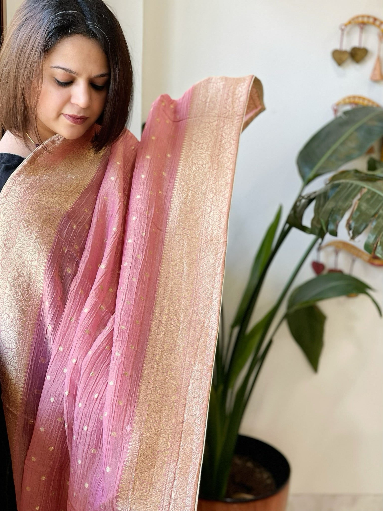 Pink Woven Banarasi Dupatta in Tissue - Masakalee