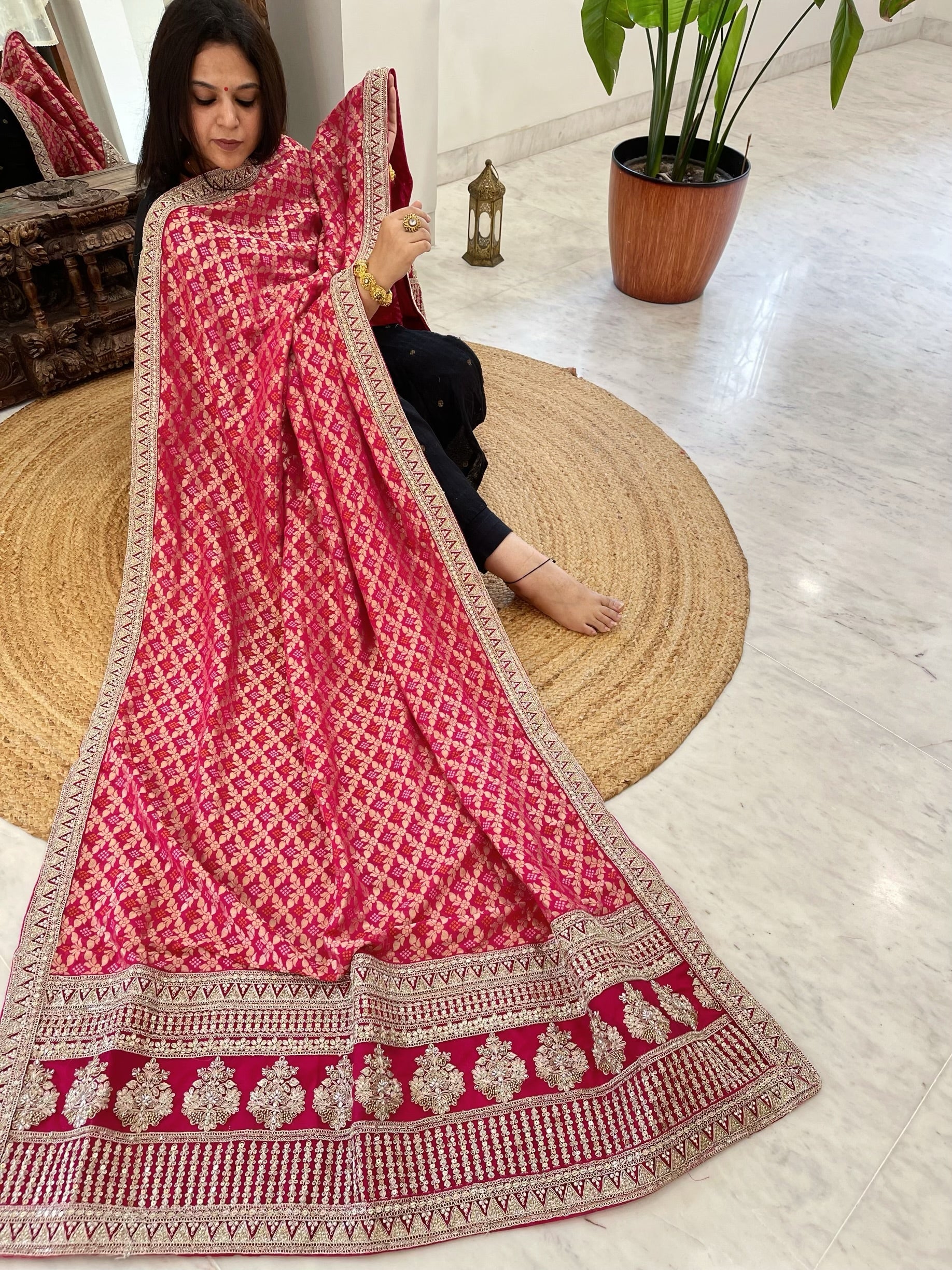Pink Woven Bandhej Banarasi Dupatta in Fine Georgette with Zardosi Work - Masakalee