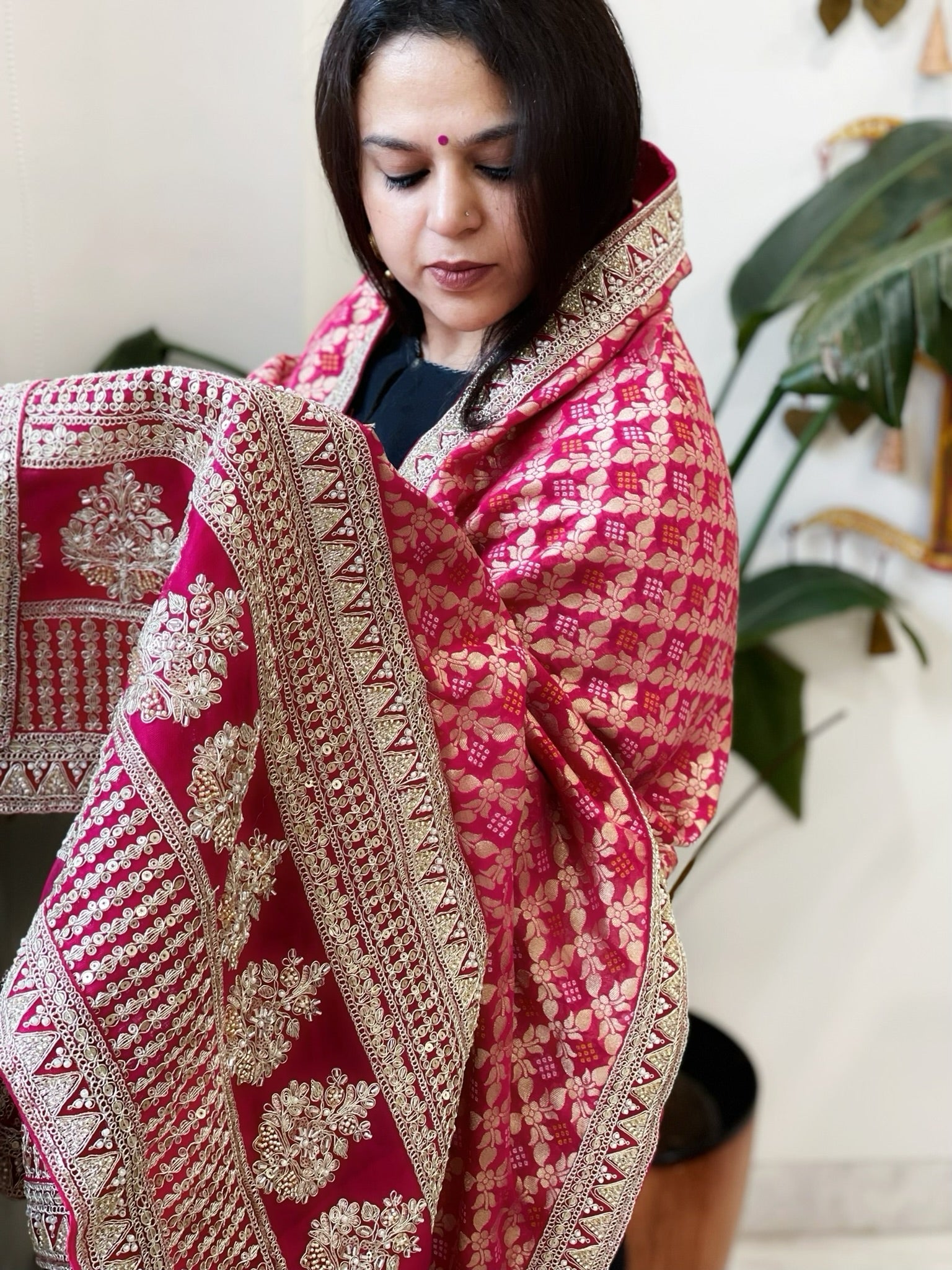 Pink Woven Bandhej Banarasi Dupatta in Fine Georgette with Zardosi Work - Masakalee
