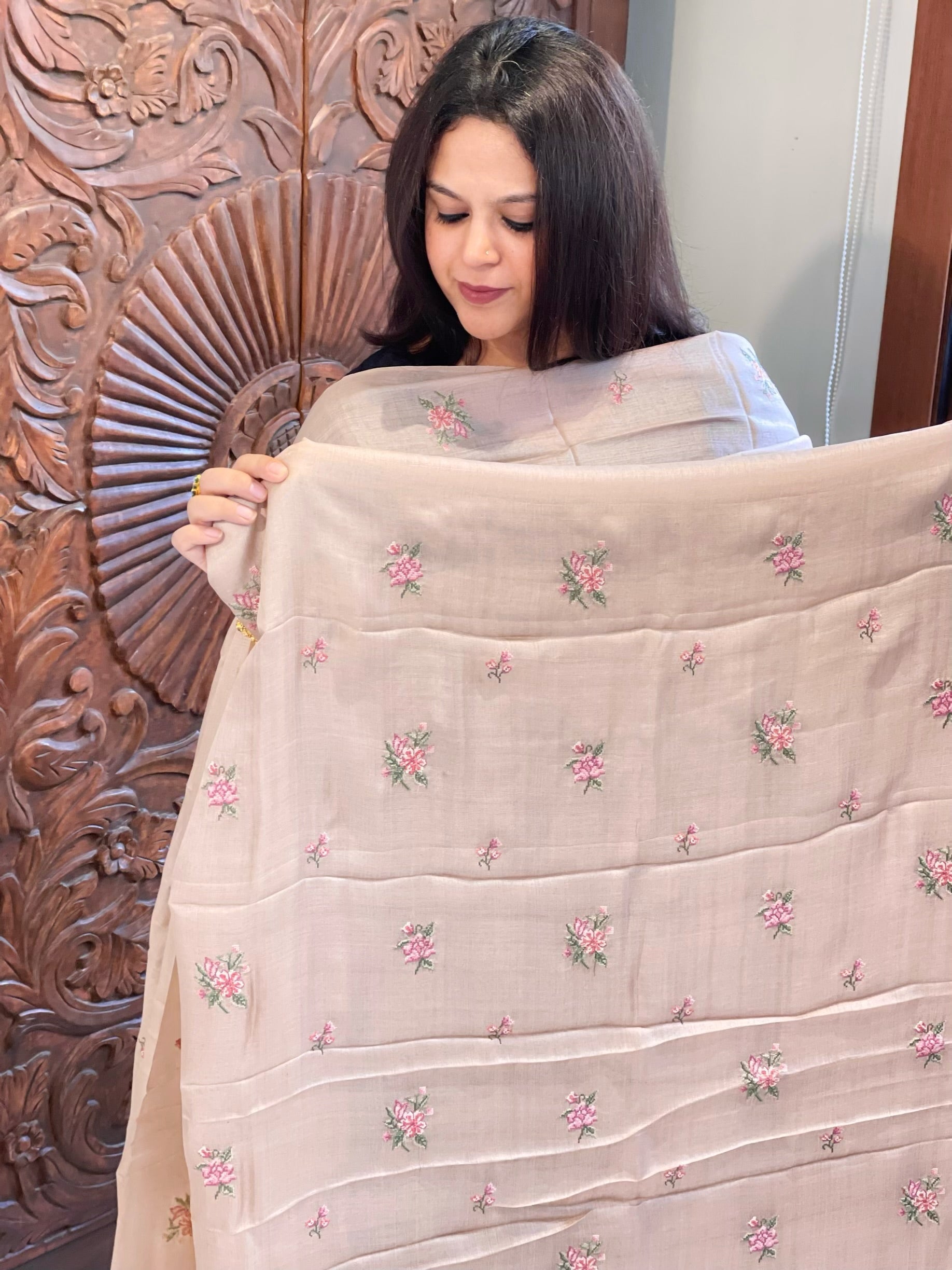 Pinkish Gold Suit Set with Cross-Stitch Embroidery in Pure Tussar Silk - Masakalee