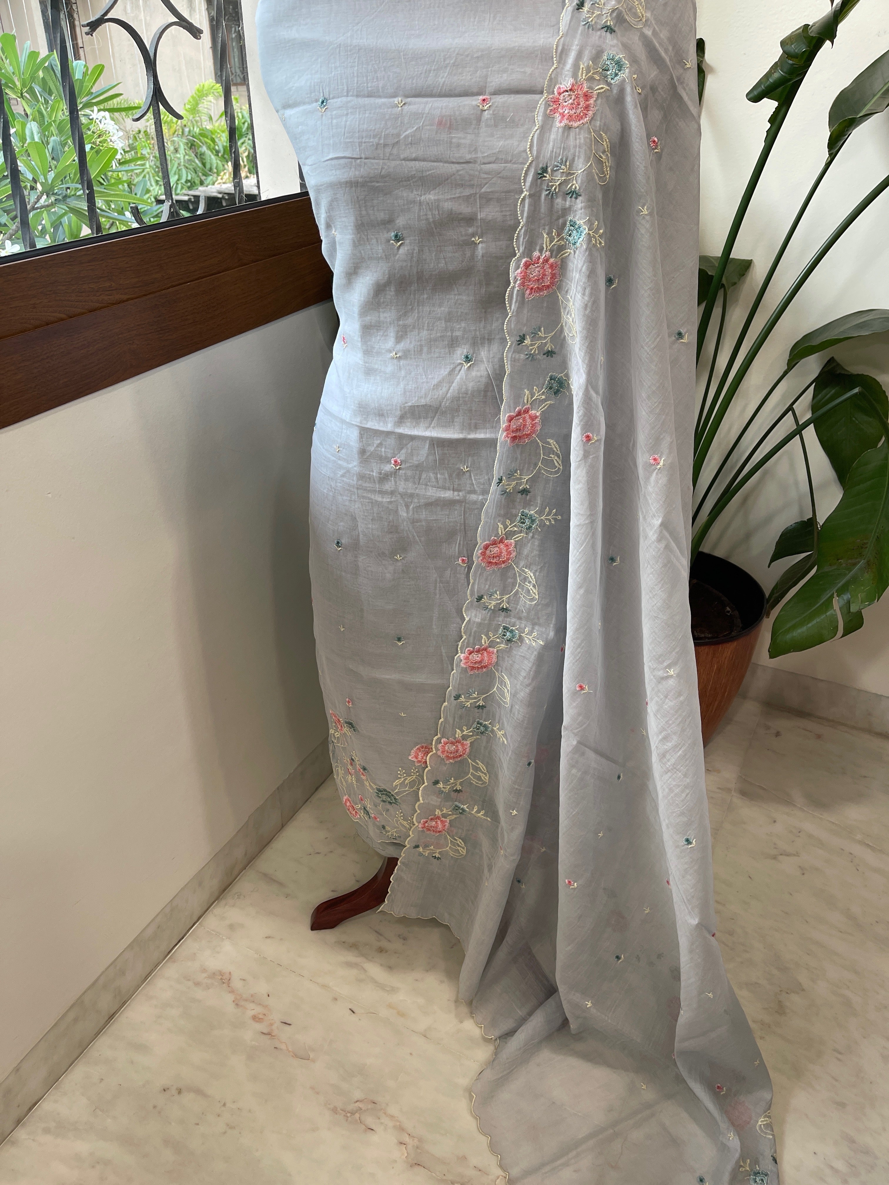 Powder Blue Suit Set with Thread Embroidery in Mul Chanderi - Masakalee