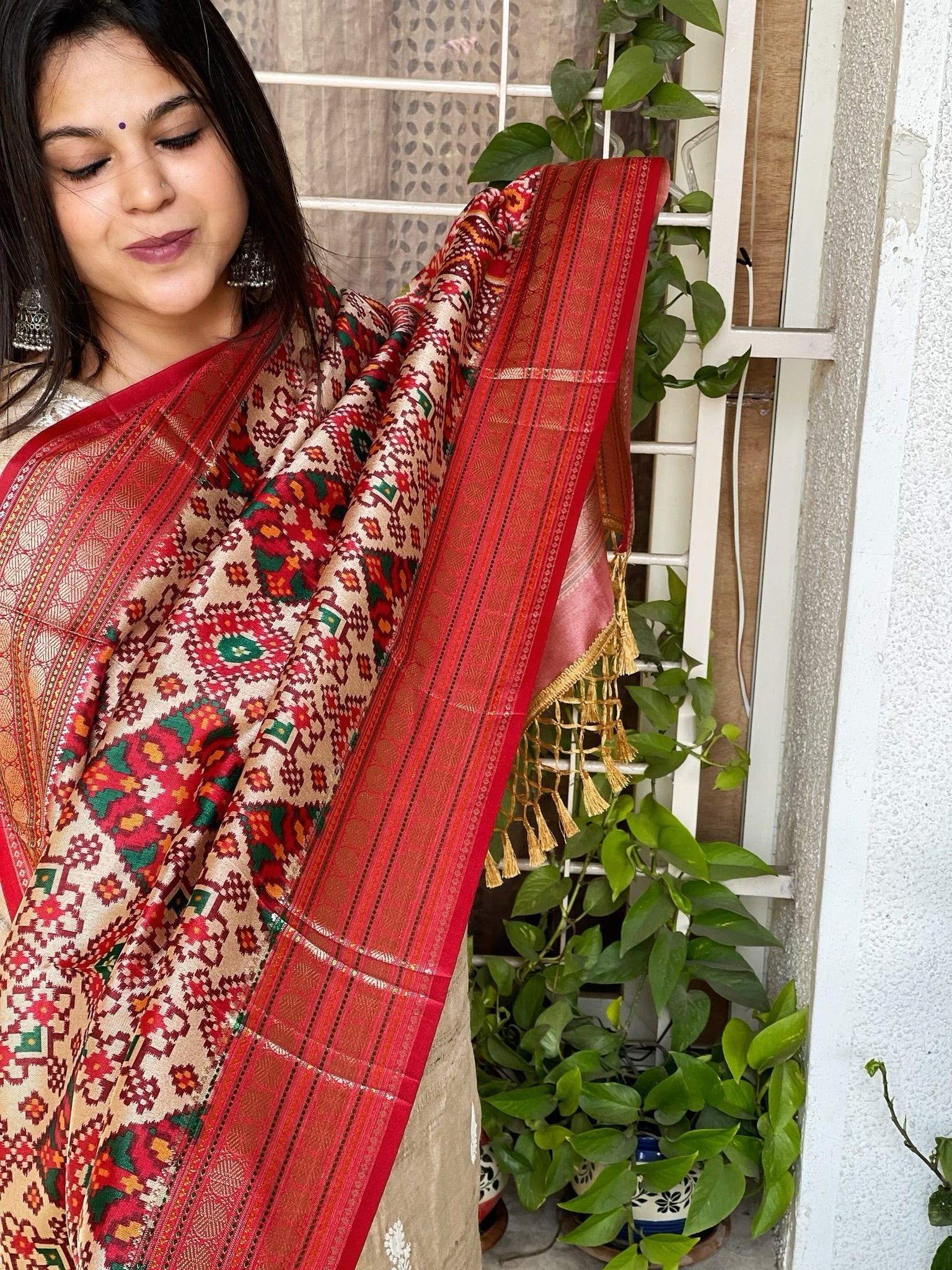 Printed Patola Dupatta in Fine Art Silk - Masakalee