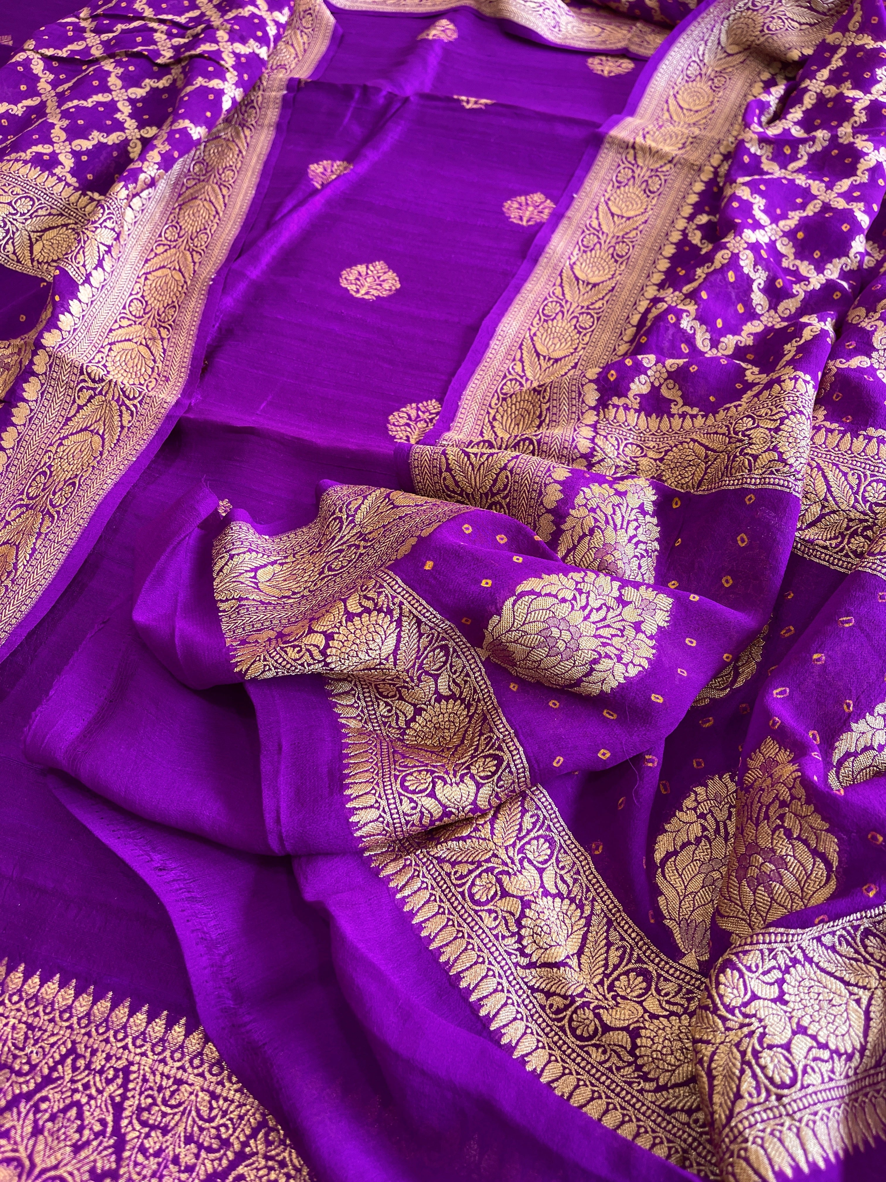 Purple Banarasi Suit Set in Raw Silk with Neemzari Bandhani Dupatta - Masakalee
