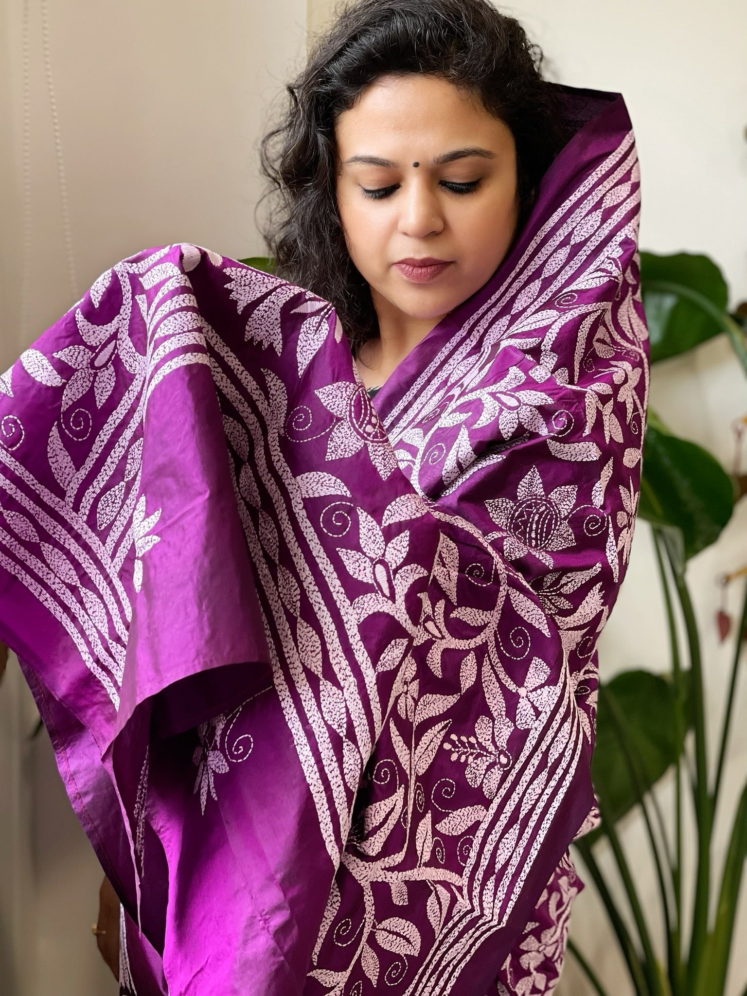 Purple Handmade Nakshi Kantha Dupatta in Pure Silk - Masakalee