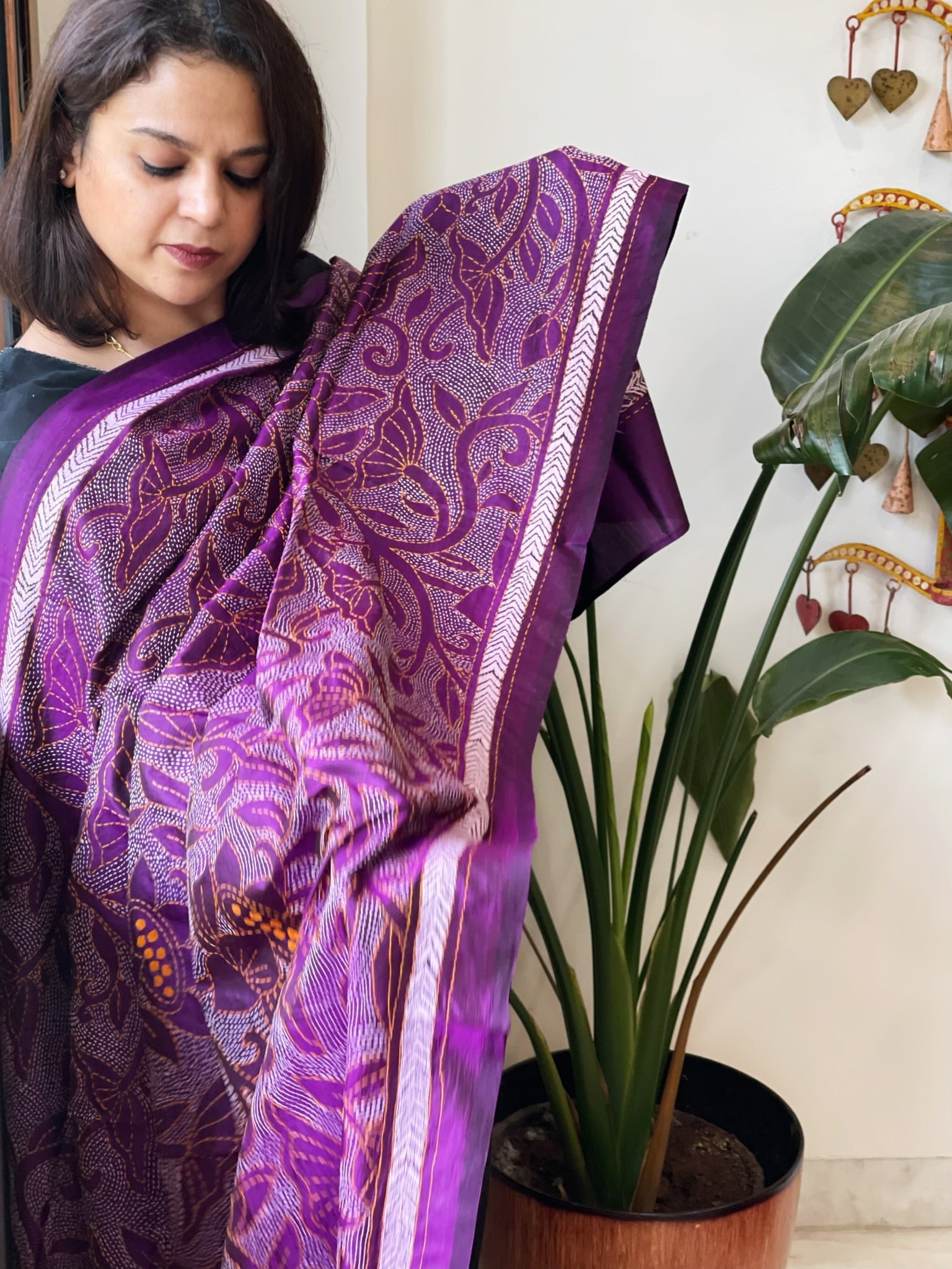 Purple Handmade Reverse Nakshi Kantha Dupatta in Pure Silk - Masakalee