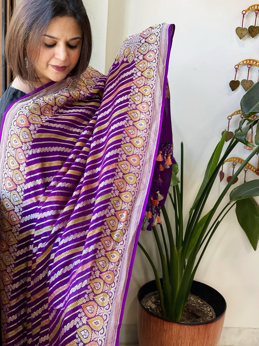 Purple Handwoven Banarasi Rangkhat Dupatta in Pure Georgette - Masakalee