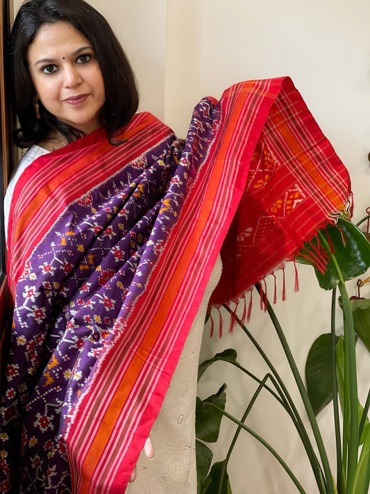 Purple Handwoven Ikat Dupatta in Pure Silk - Masakalee