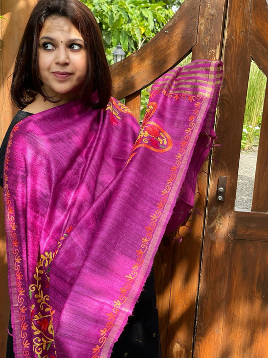 Purple Kashmiri Aari Embroidered Dupatta in Geecha Silk - Masakalee