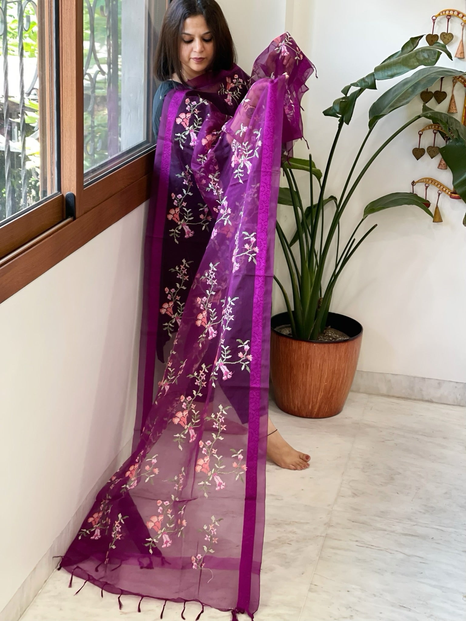 Purple Organza Dupatta with Thread Embroidery - Masakalee