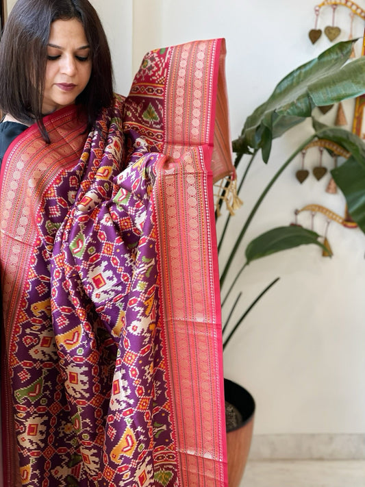 Purple Printed Patola Dupatta in Fine Art Silk - Masakalee