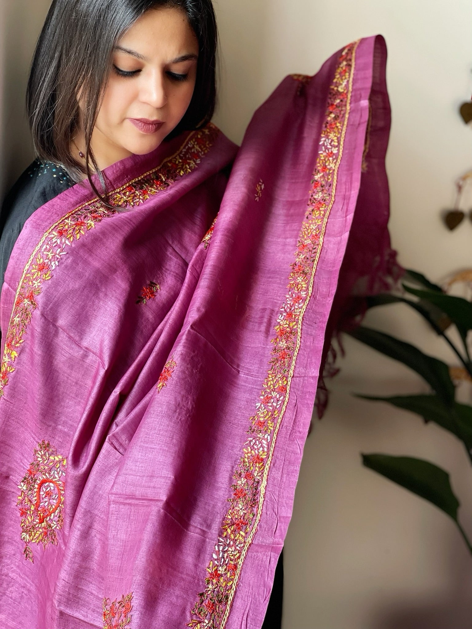 Purple Sozni Hand Embroidery Dupatta in Pure Tussar Silk - Masakalee