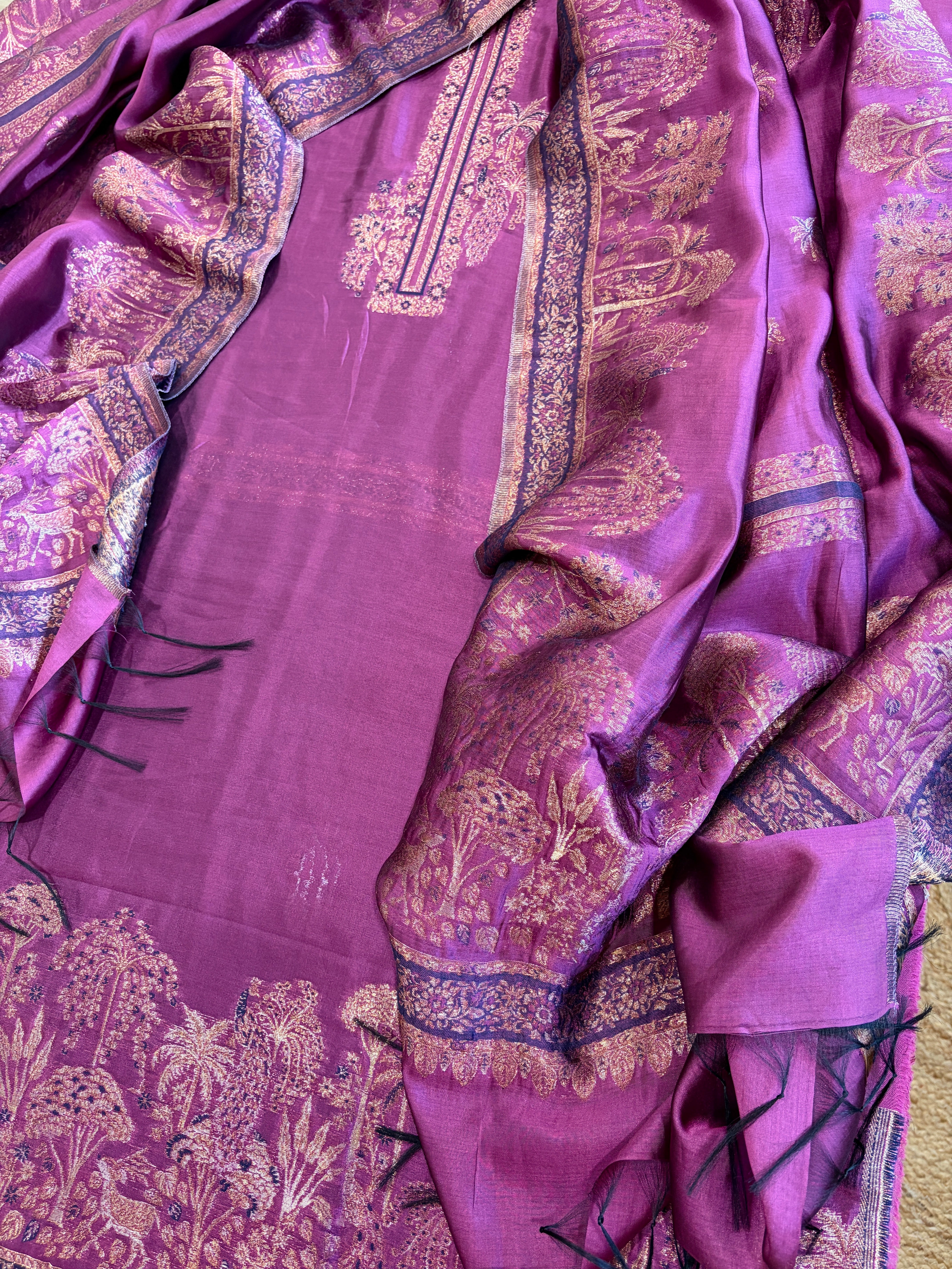 Purple Suit Set with Handwoven Kaani and Zari in Pure Silk - Masakalee
