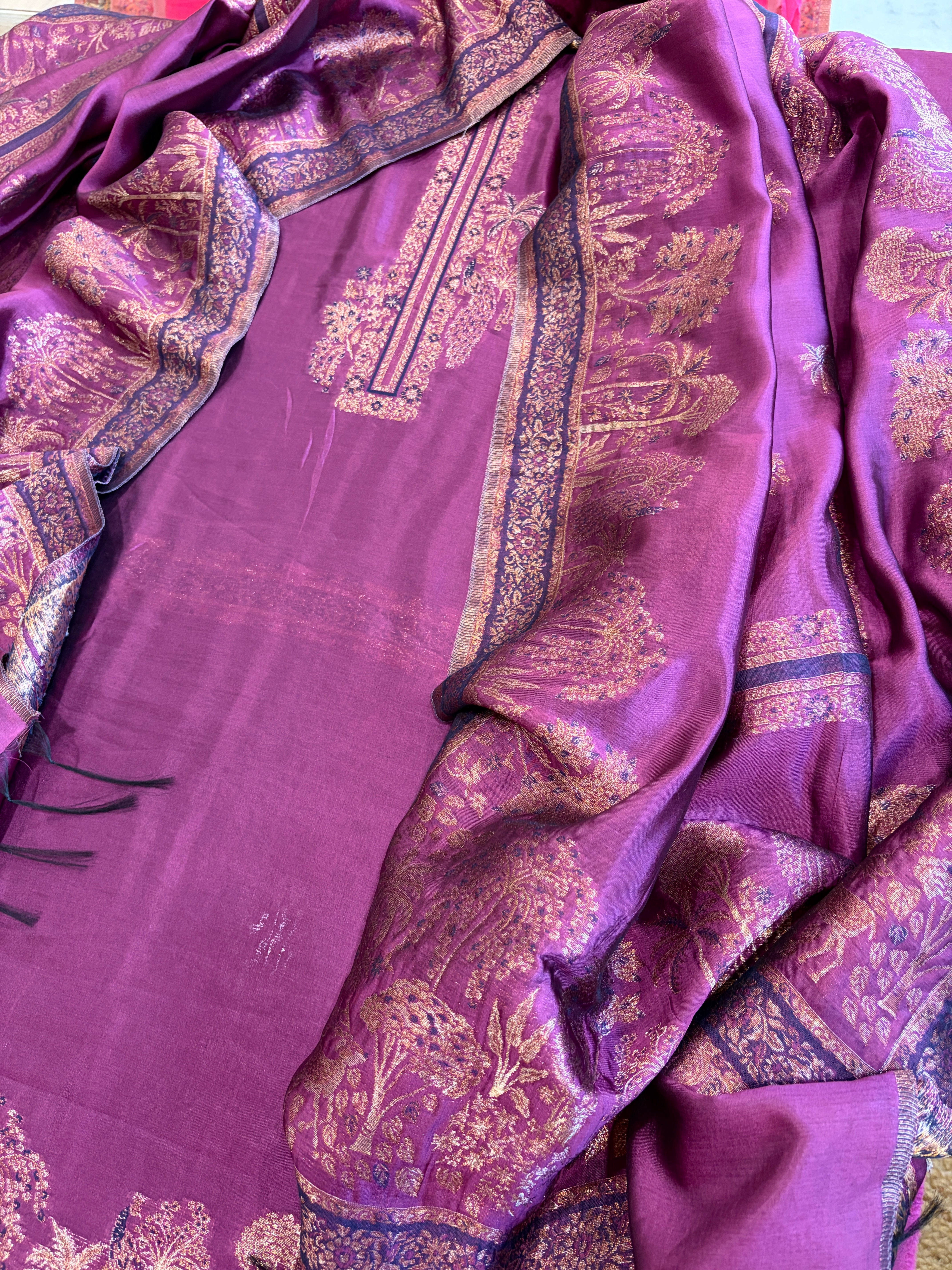 Purple Suit Set with Handwoven Kaani and Zari in Pure Silk - Masakalee