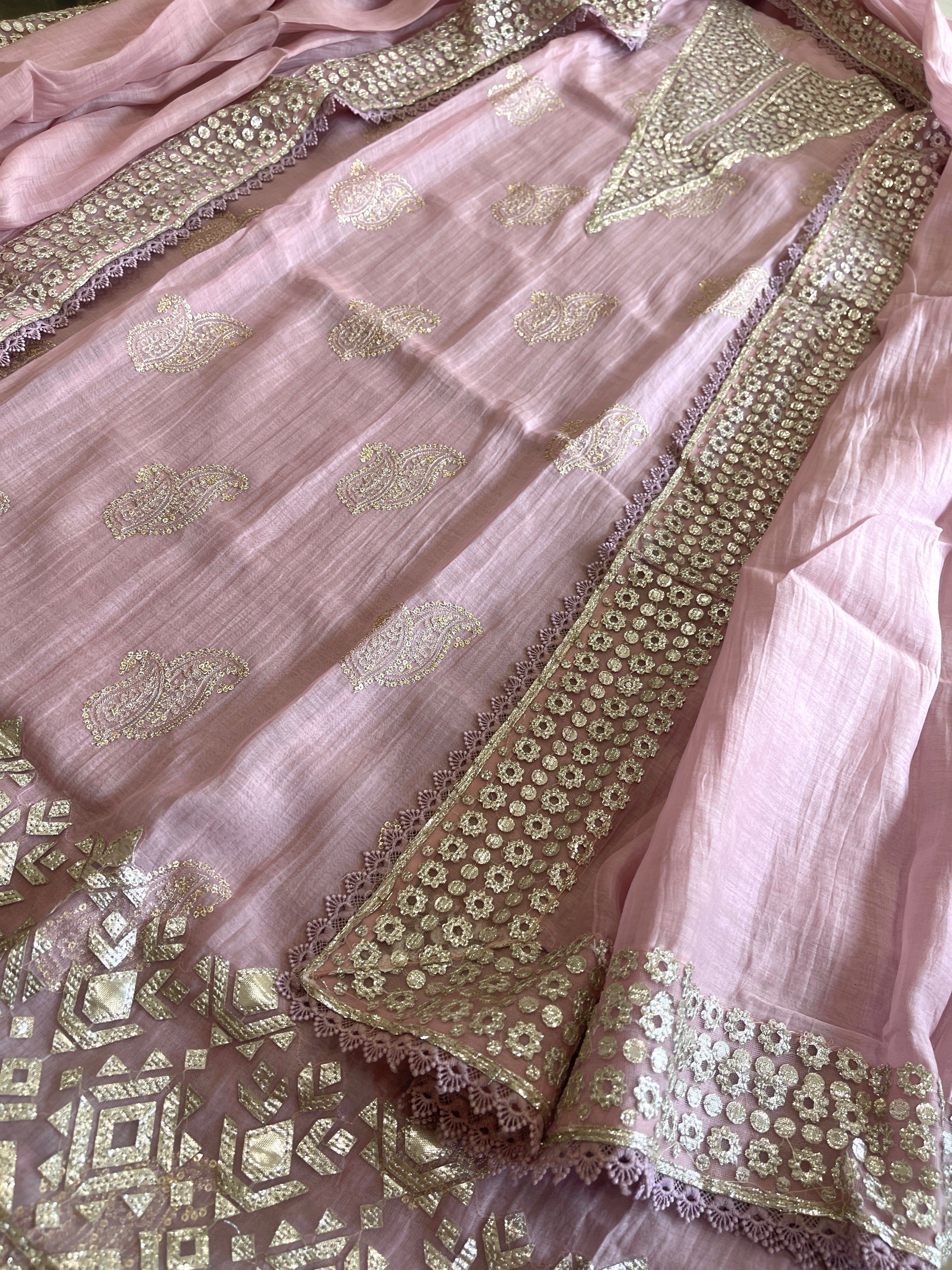 Purplish Pink Gota Applique Suit Set in Pure Mul Chanderi - Masakalee