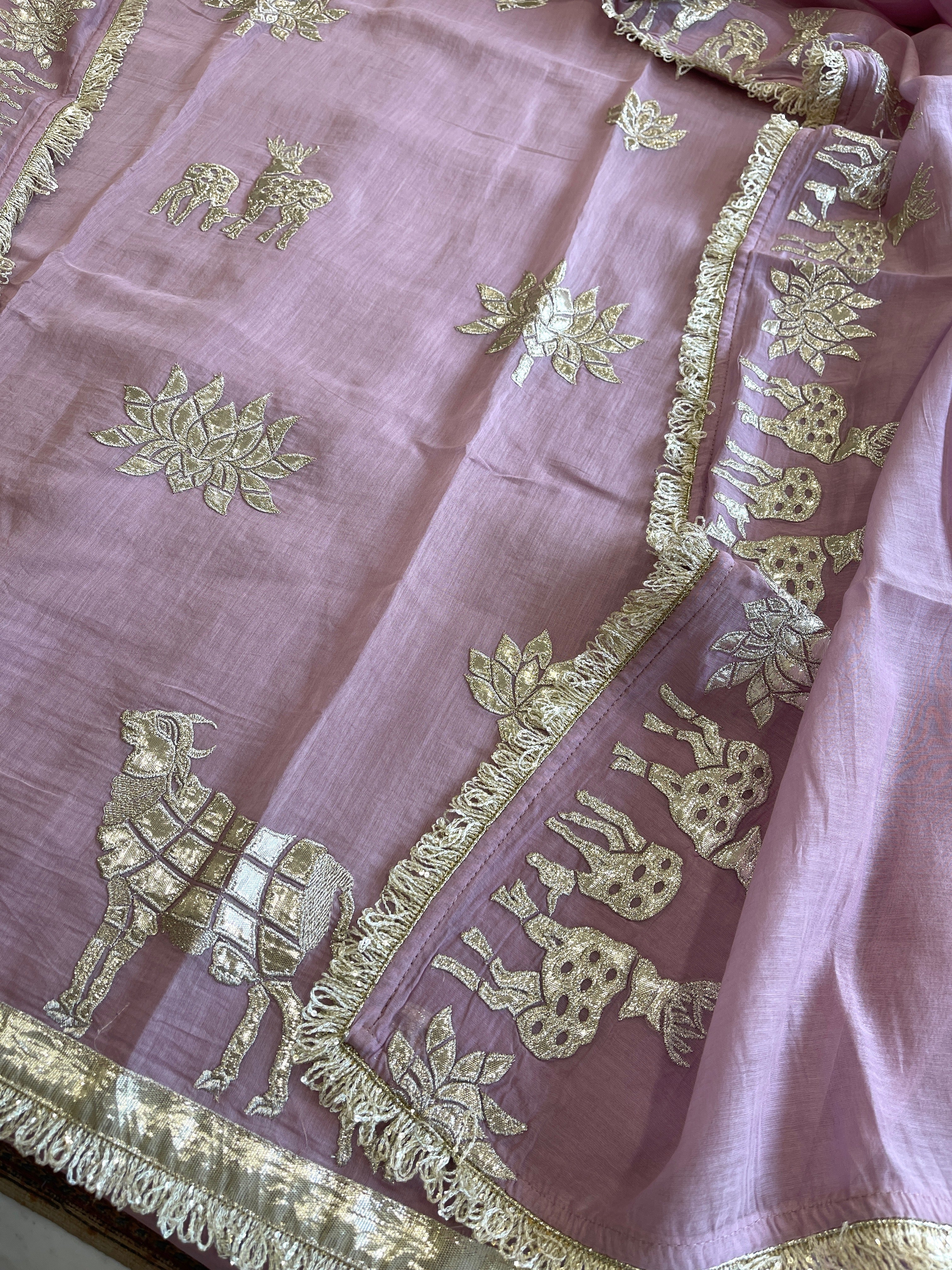 Purplish Pink Gota Applique Suit Set in Pure Mul Chanderi - Masakalee